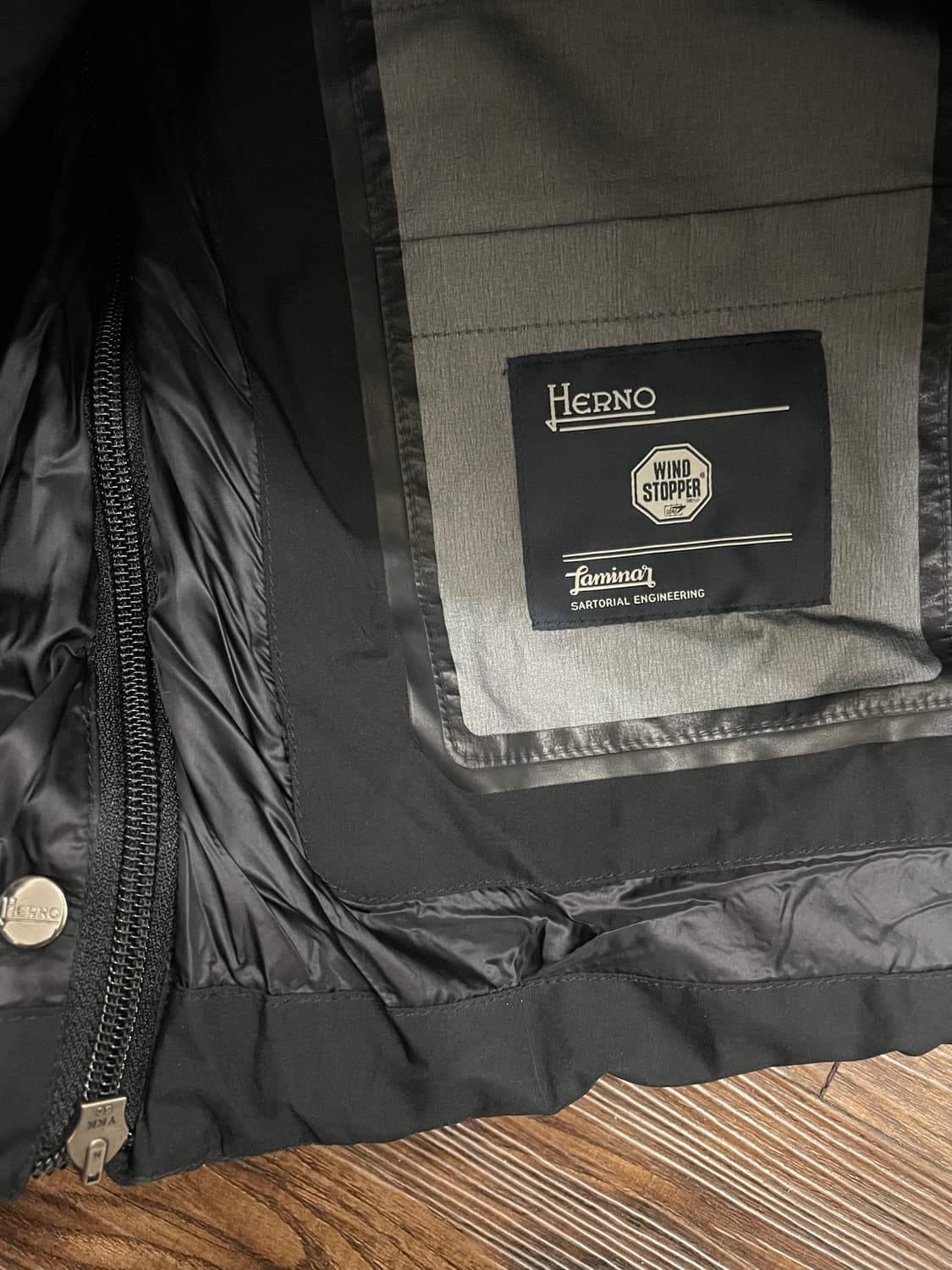 에르노 라미나르 고어 윈드스토퍼 구스 다운 아노락 패딩 자켓 블랙 상품이미지8