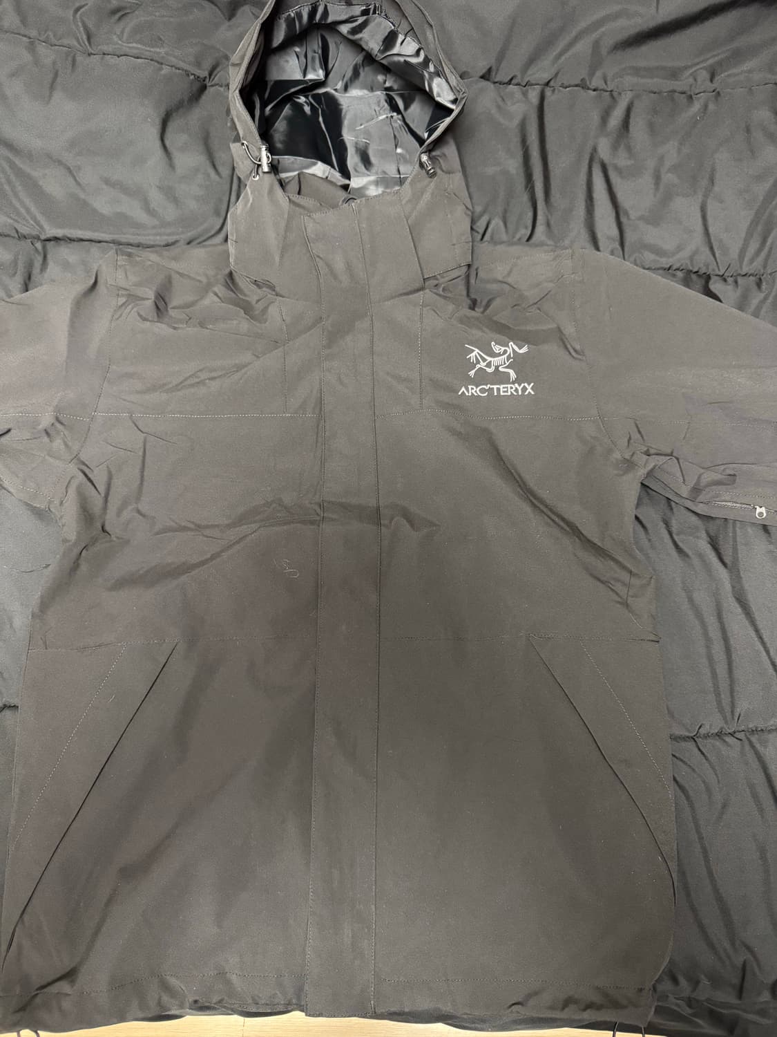 아크테릭스 바람막이 L 상품이미지1