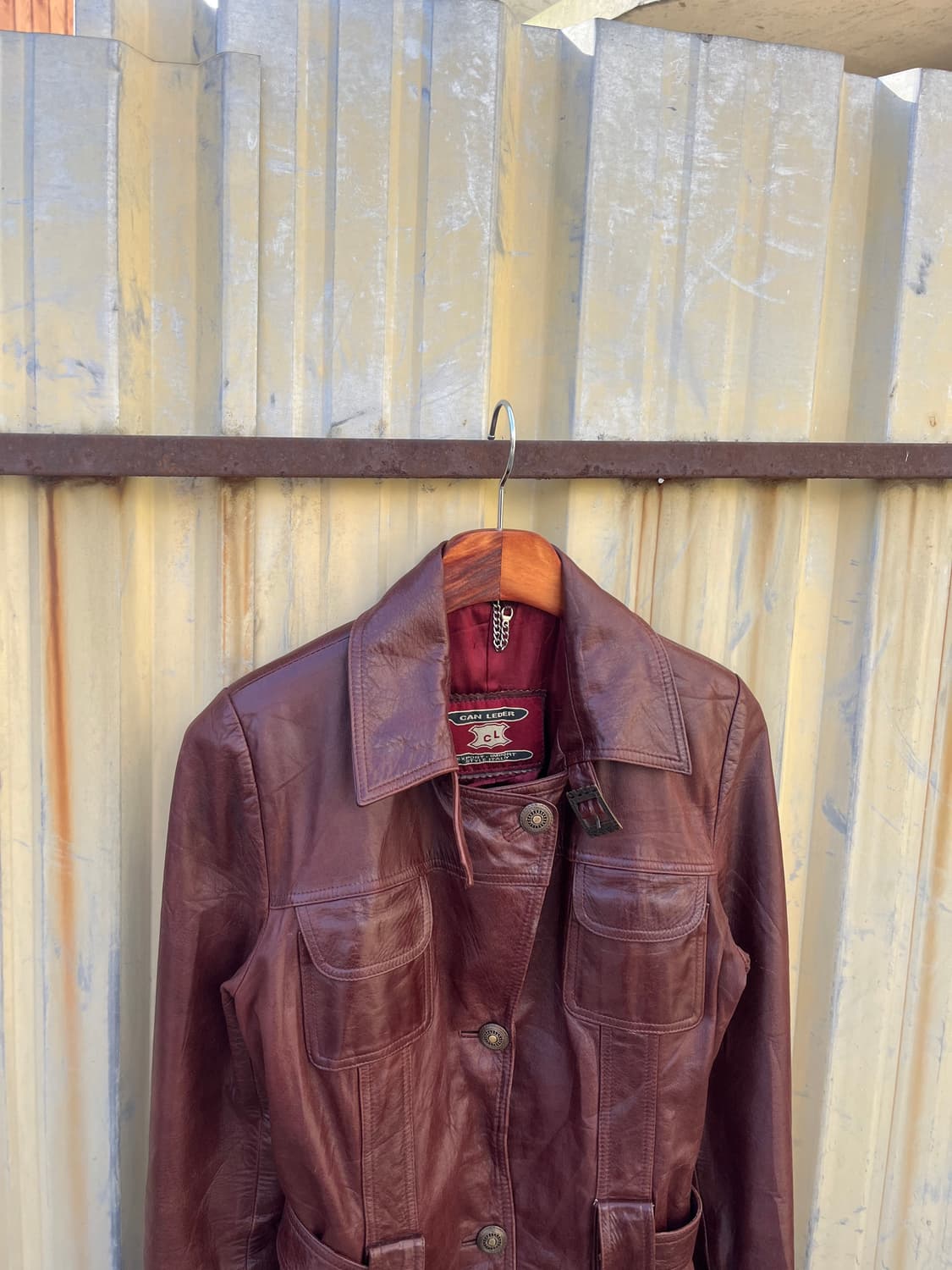 Vintage (maede in Italy) 리얼레더 레드컬러 코트  상품이미지4