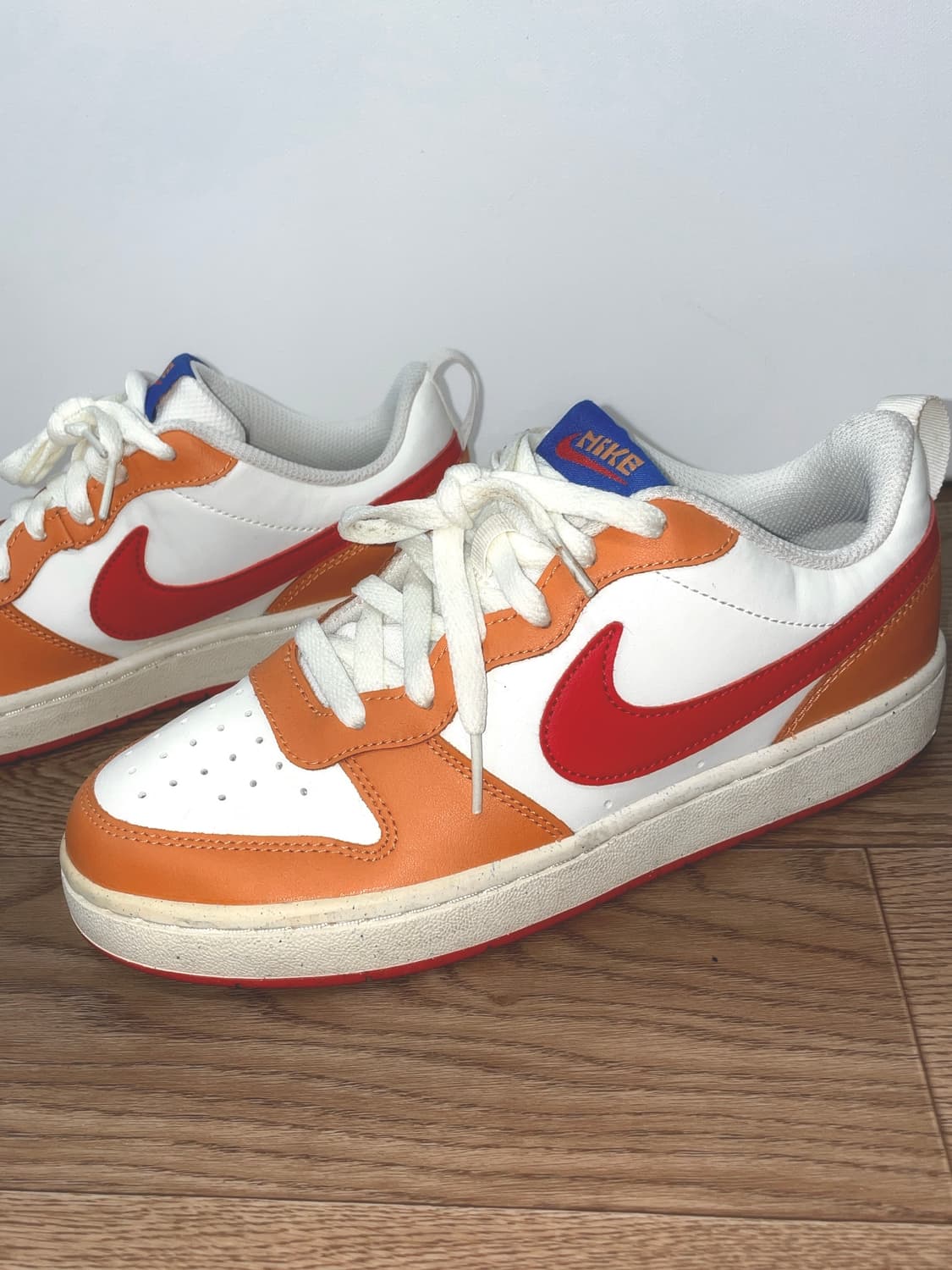 나이키 코트 버로우 2 핫 커리 245 상품이미지4