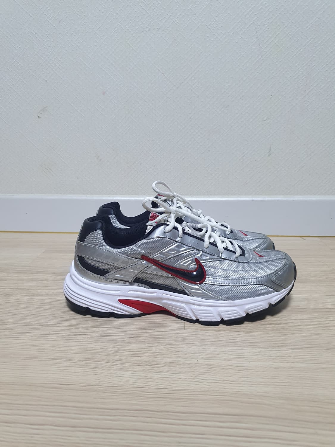 나이키 이니시에이터 운동화 270 상품이미지1