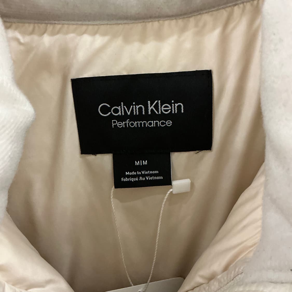 캘빈 클라인 퍼포먼스 덕 다운 상품이미지2