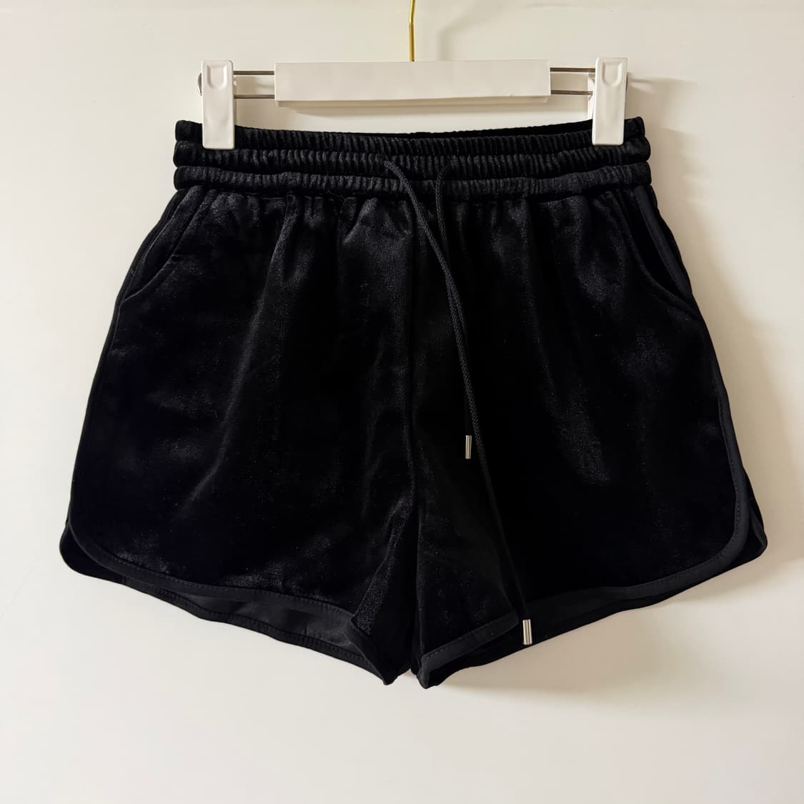 새상품 여자 벨벳 반바지 상품이미지1