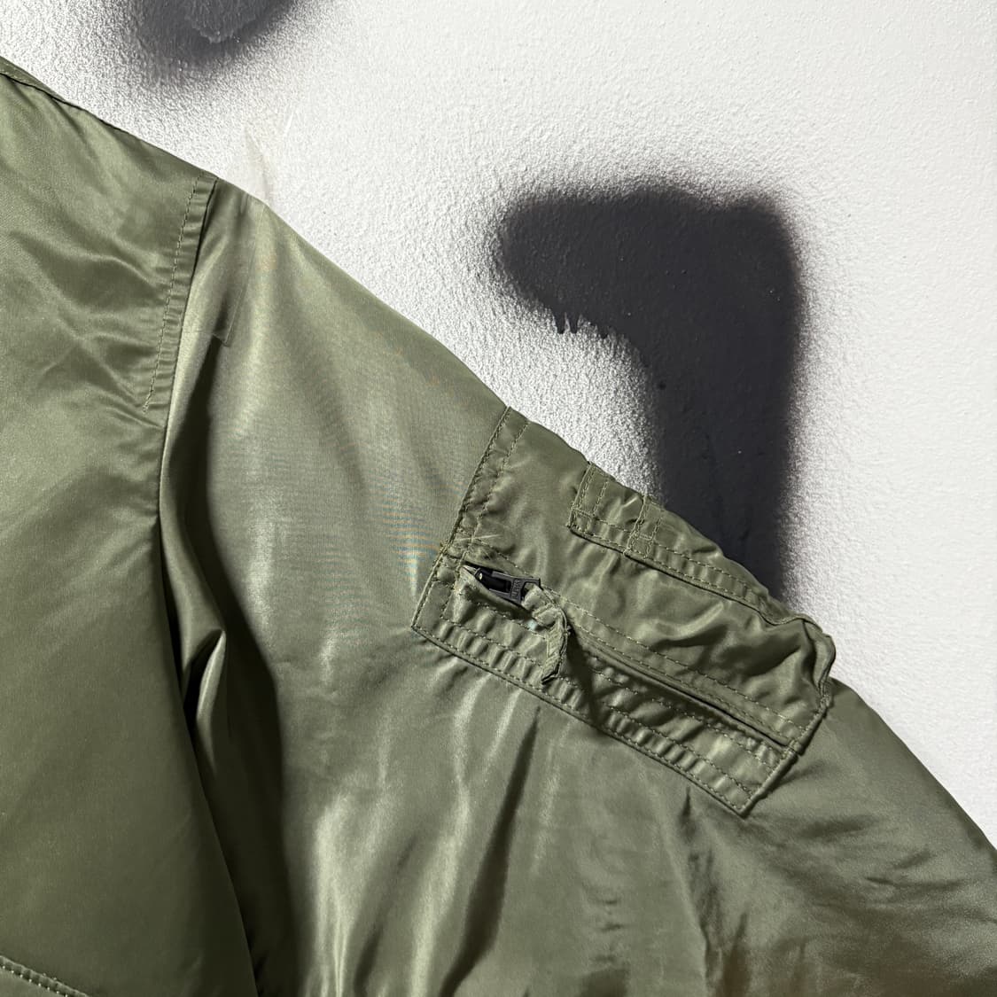 알파인더스트리 USA 00s cwu-45p 플라이트 봄버 자켓 상품이미지4