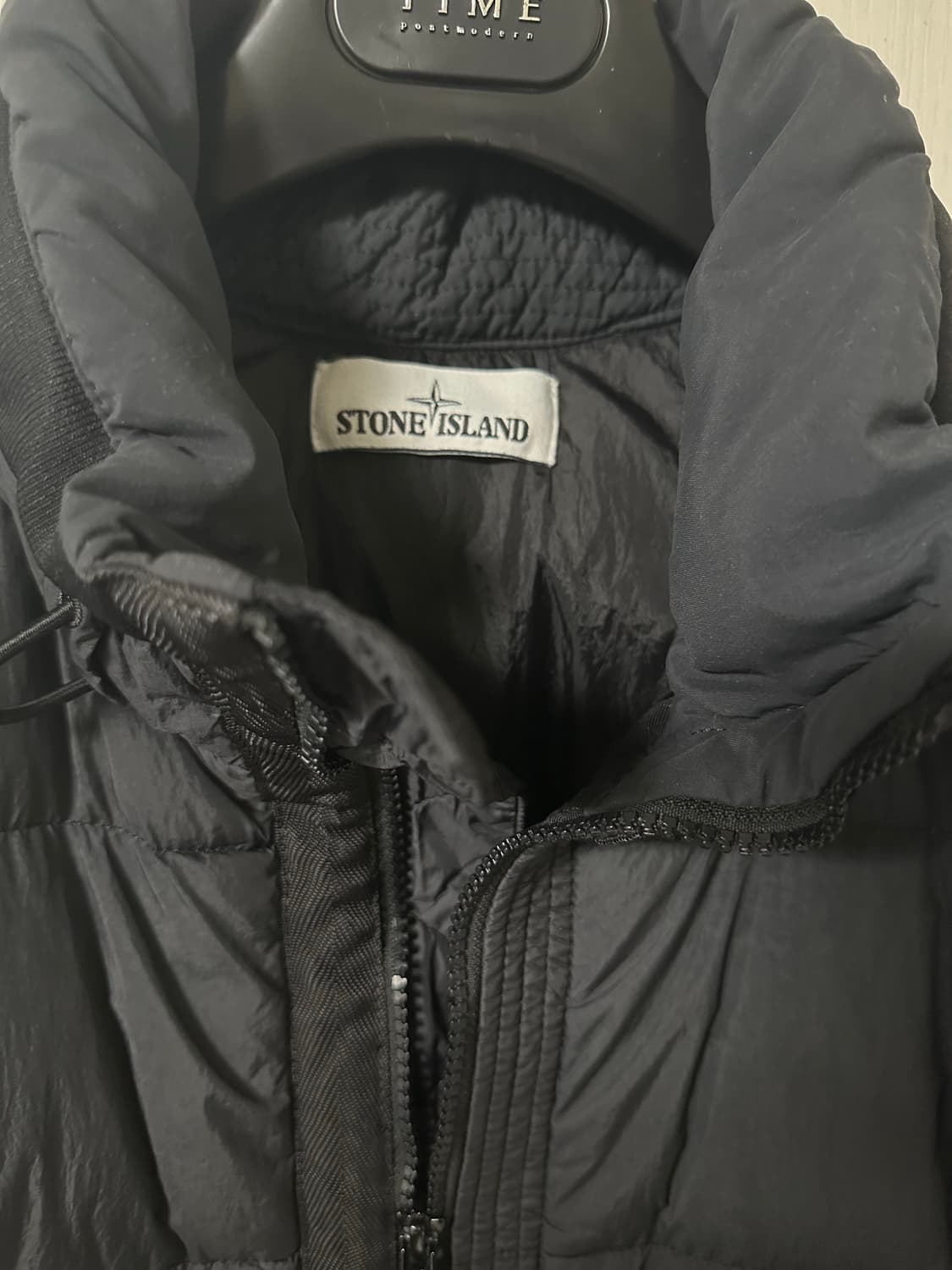 스톤아일랜드 크링클랩스 18fw 논후드 숏패딩 L사이즈 차콜 상품이미지8