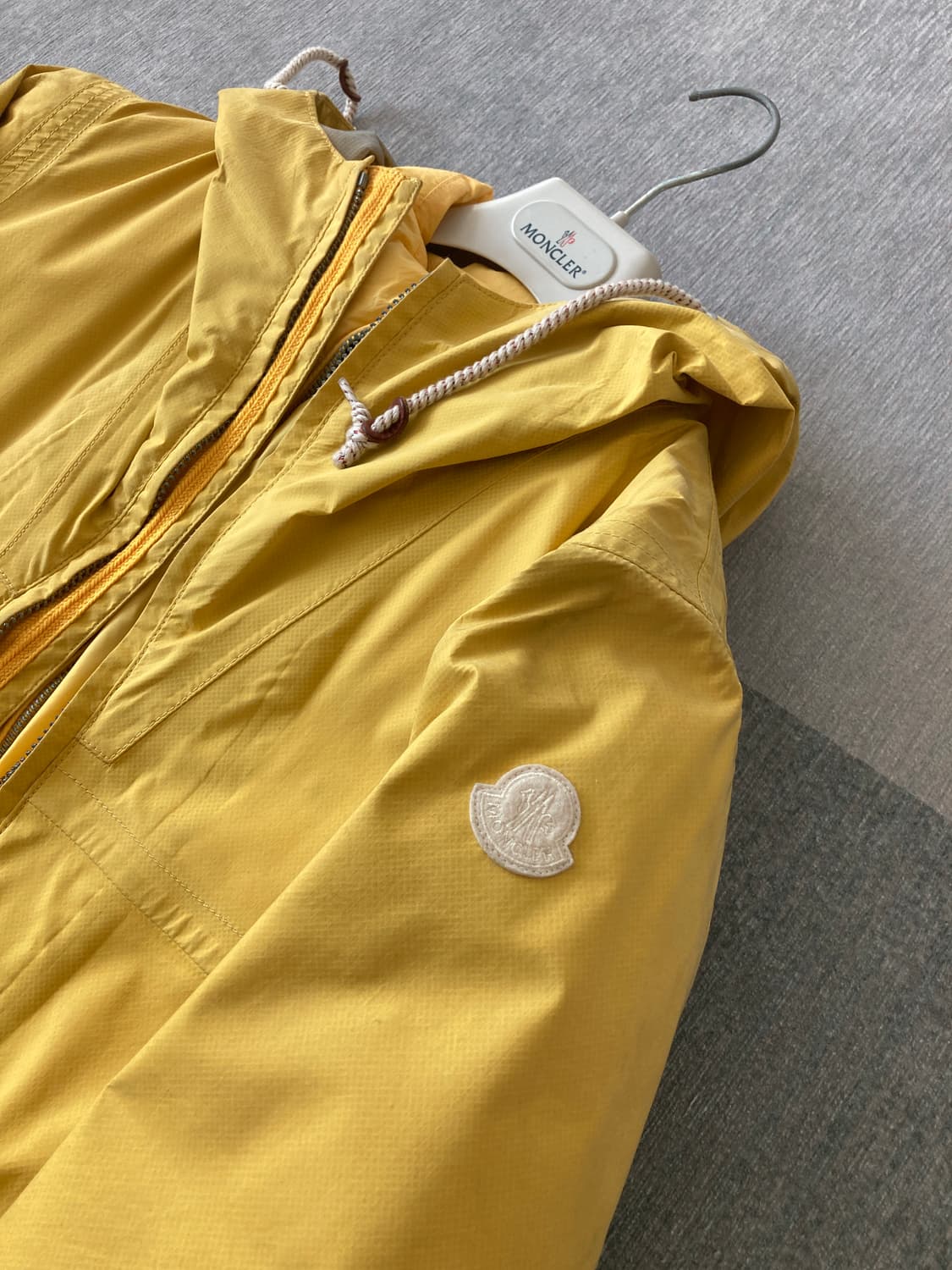 [1] 몽클레어 비즈빔 구스다운 wasi jacket 옐로우 2in1 상품이미지9