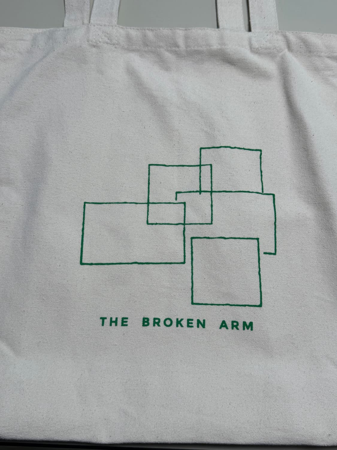 더브로큰암 파리 에코백 상품이미지1