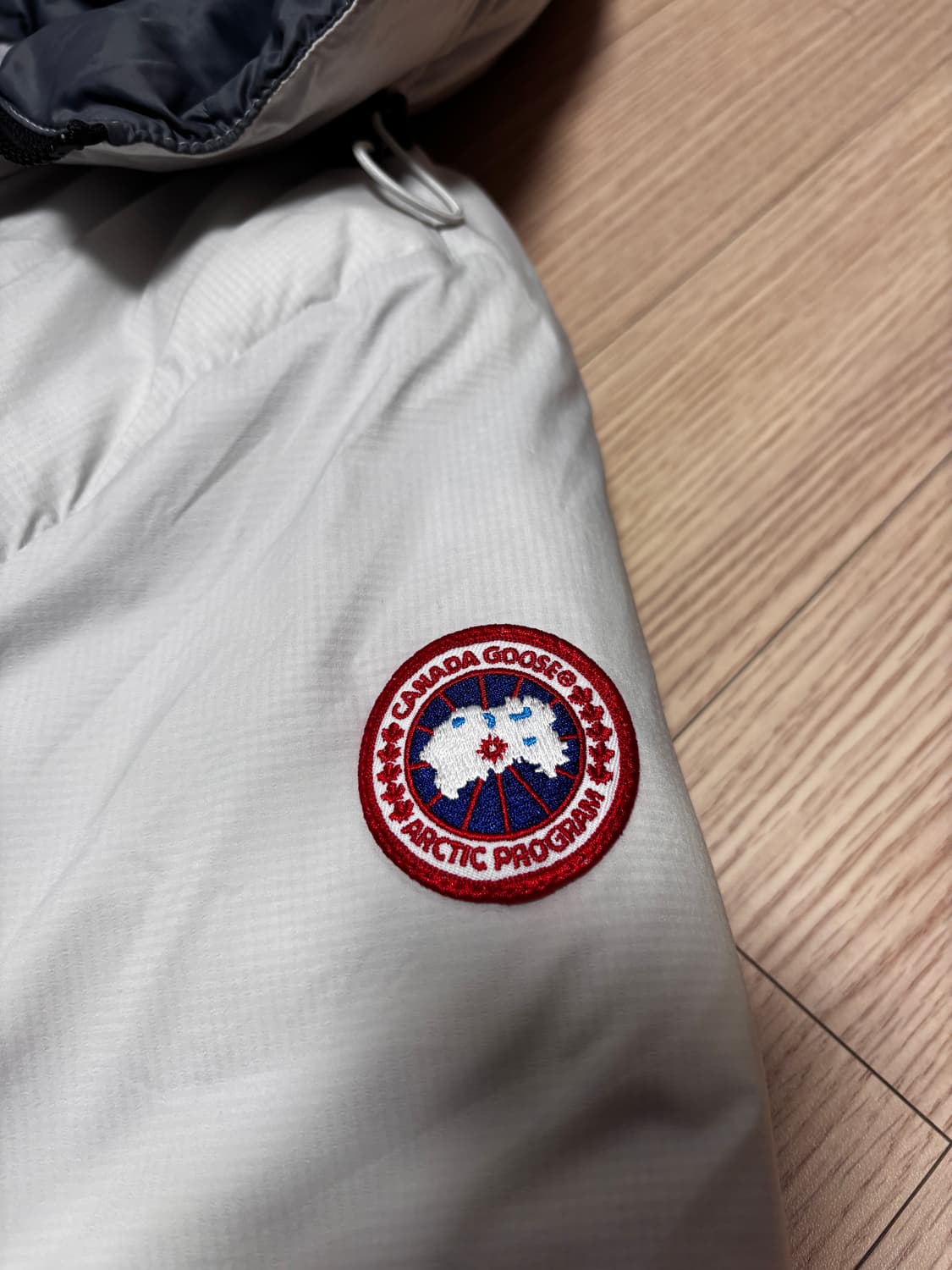 캐나다 구스 롯지 다운 후디 매트 피니쉬 실버버치  상품이미지5