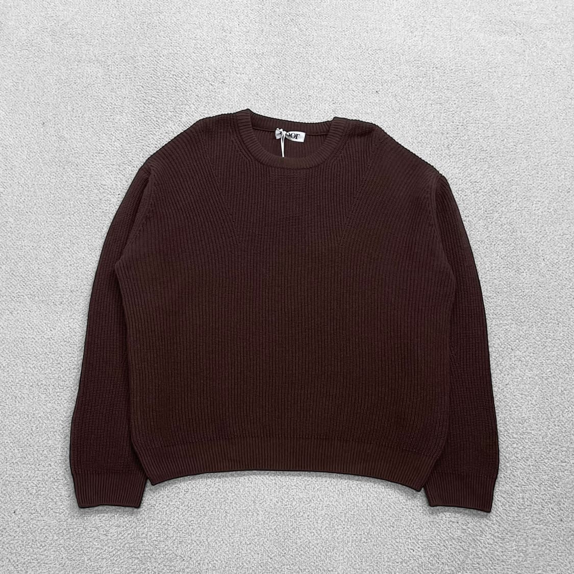 쿠어 Coor 메리노 울 크루넥 니트 브라운 상품이미지1