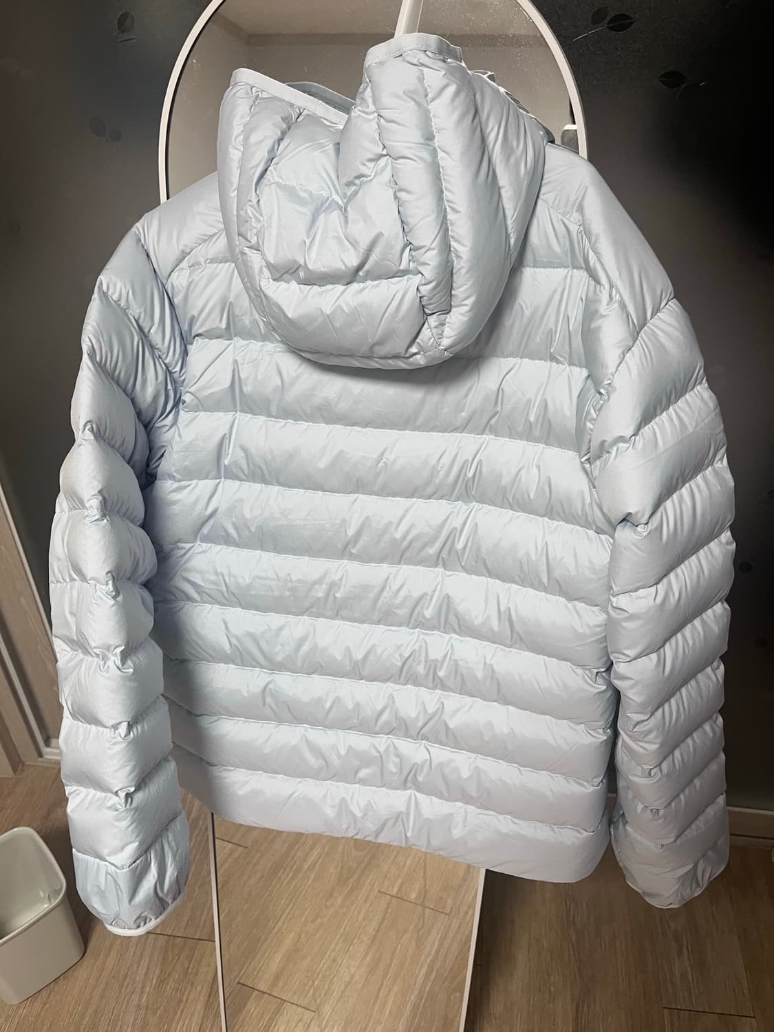 무신사 스탠다드 시티 레저 후디드 라이트 다운 재킷 상품이미지3