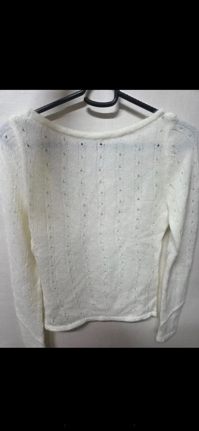 슬림핏 오네갸루 니트 상품이미지2