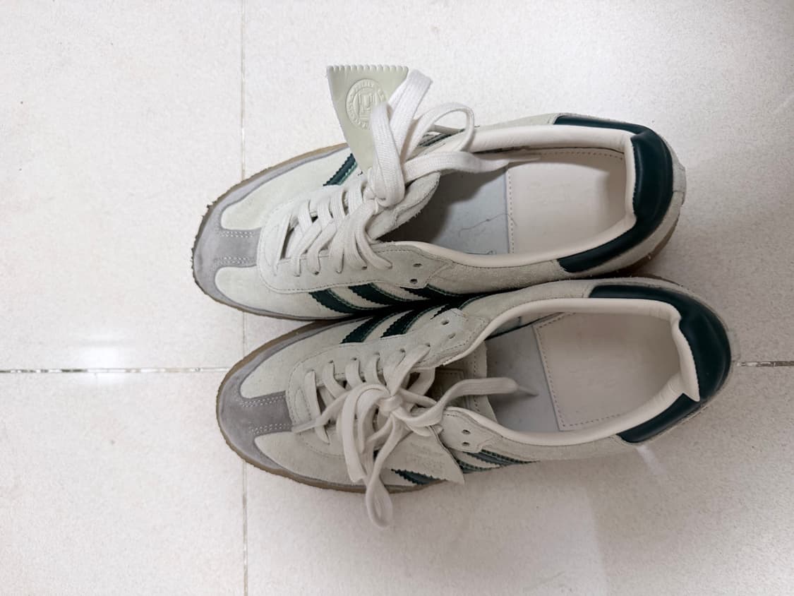 Us9) 키쓰 로니피그 클락스 삼바 오리지널 상품이미지1