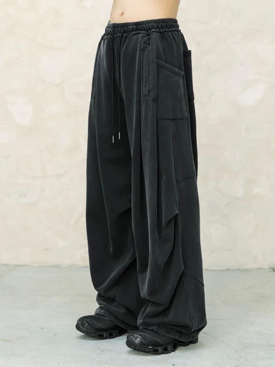 (새상품급) 비긴202 - 보이드 파라슈트 스웻 팬츠 상품이미지2