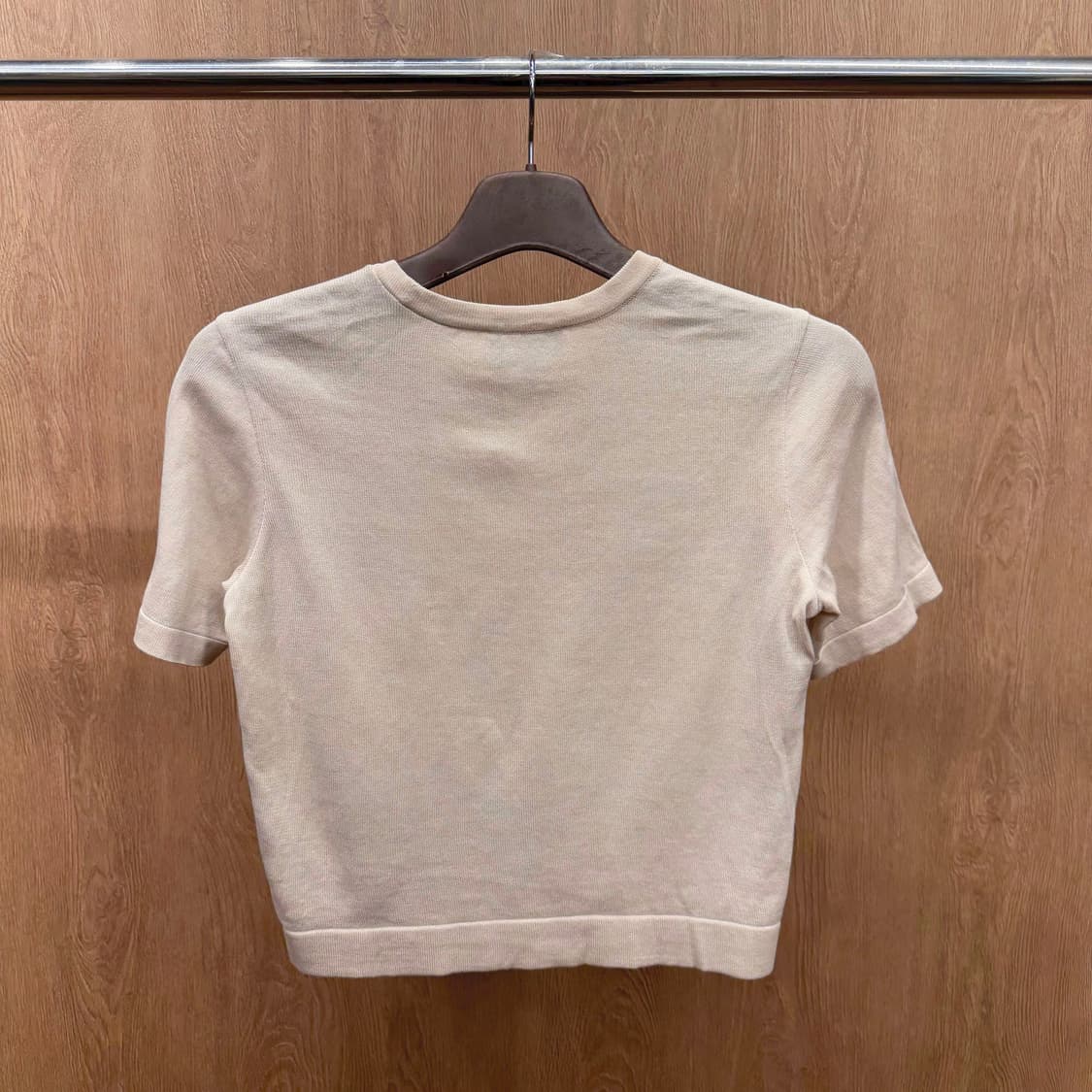 에트로 반팔 크롭 니트 페이즐리 패턴 라운드넥 디테일 슬림핏 베이비 핑크 상품이미지3