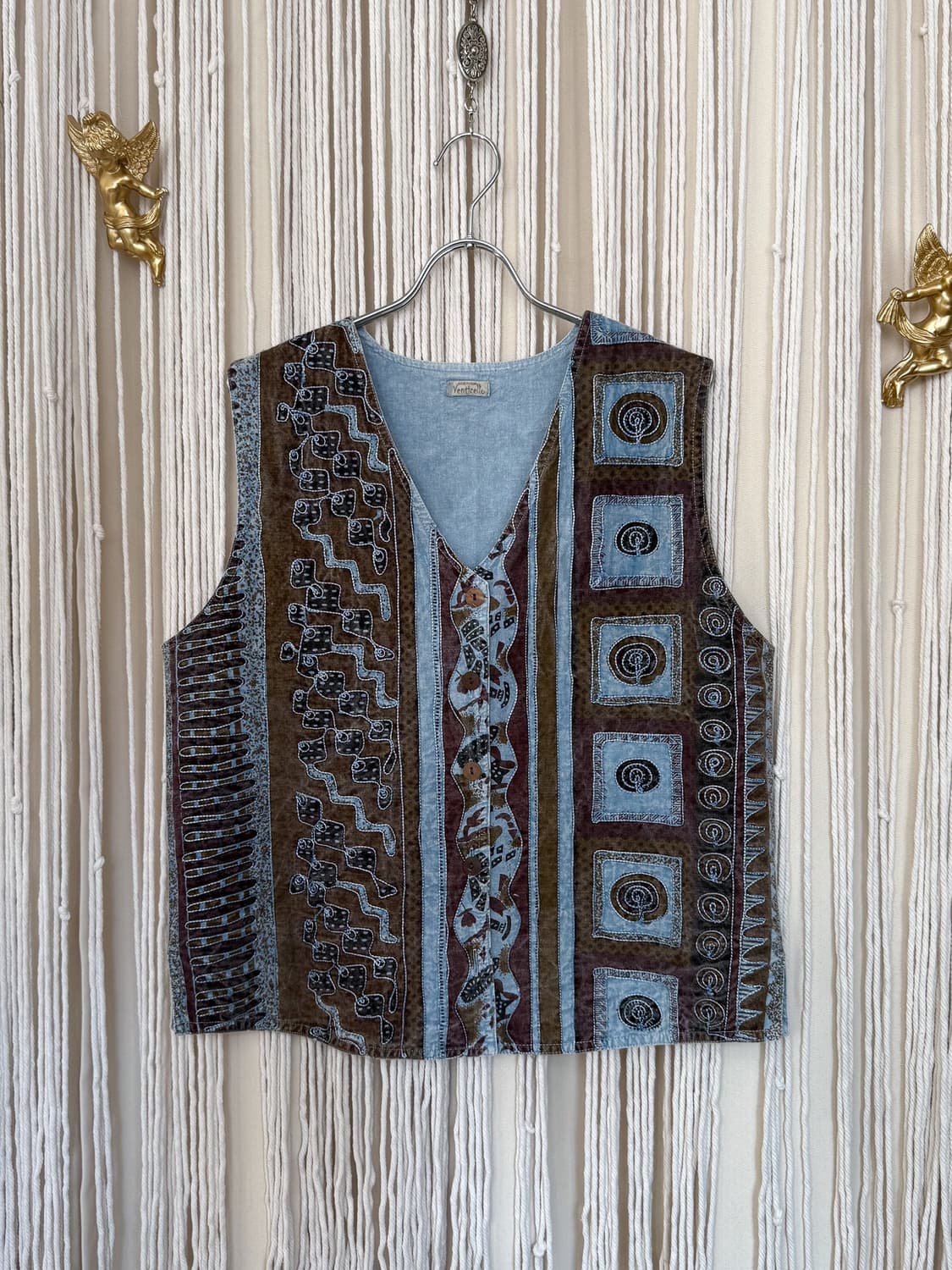 Wood Button Embroidered Denim Vest 0082 상품이미지5