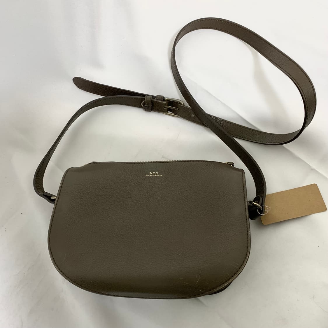 A.P.C 아페쎄 하프문 미니 크로스백 모카베이지 빈티지 여성 가방 상품이미지2