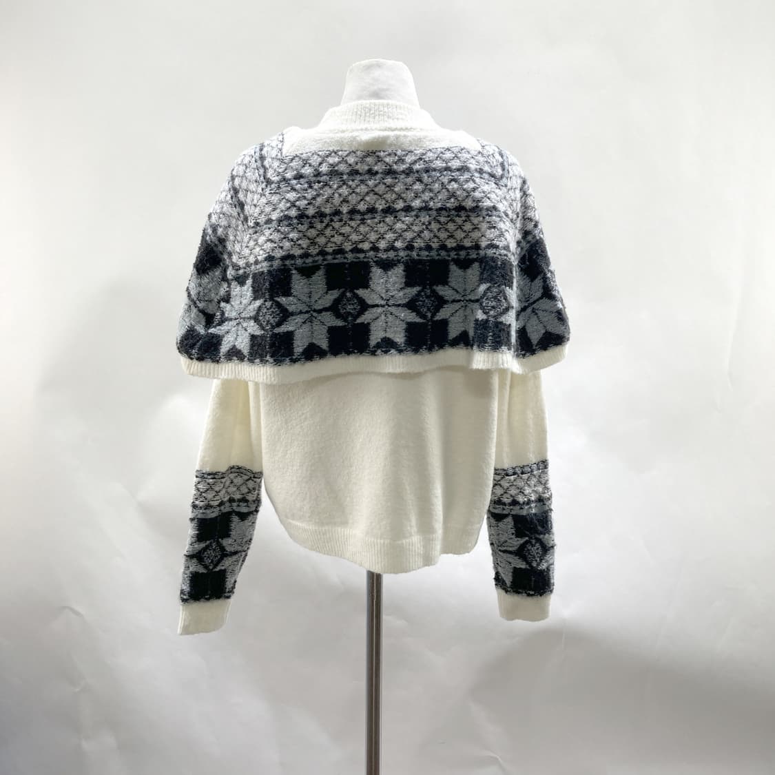 마리끌레르 2025 울 블렌드 케이프 가디건 90 상품이미지3