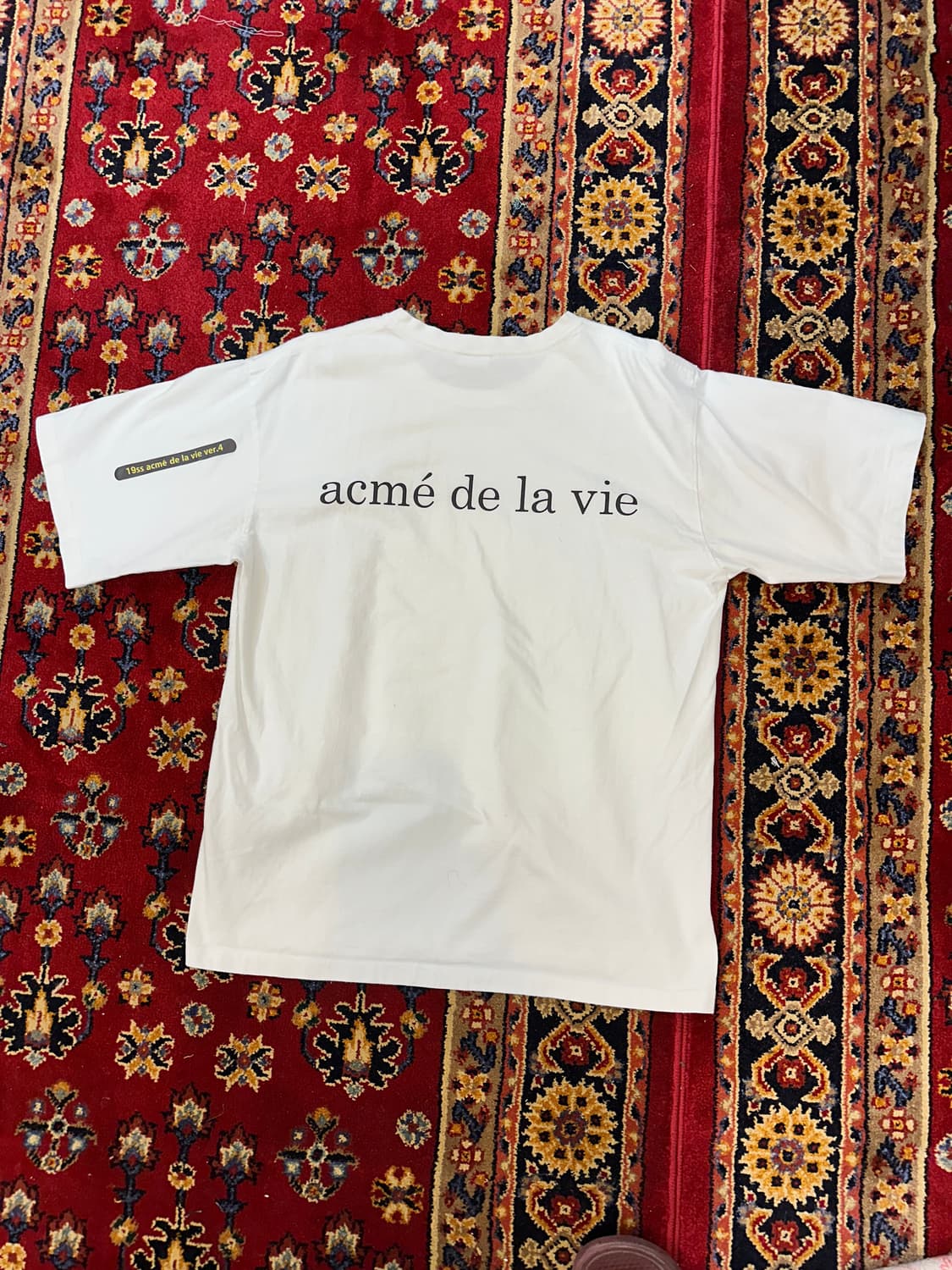 아크메드라비 ADLV 베이비페이스 화이트 도넛 반팔 티셔츠 상품이미지4