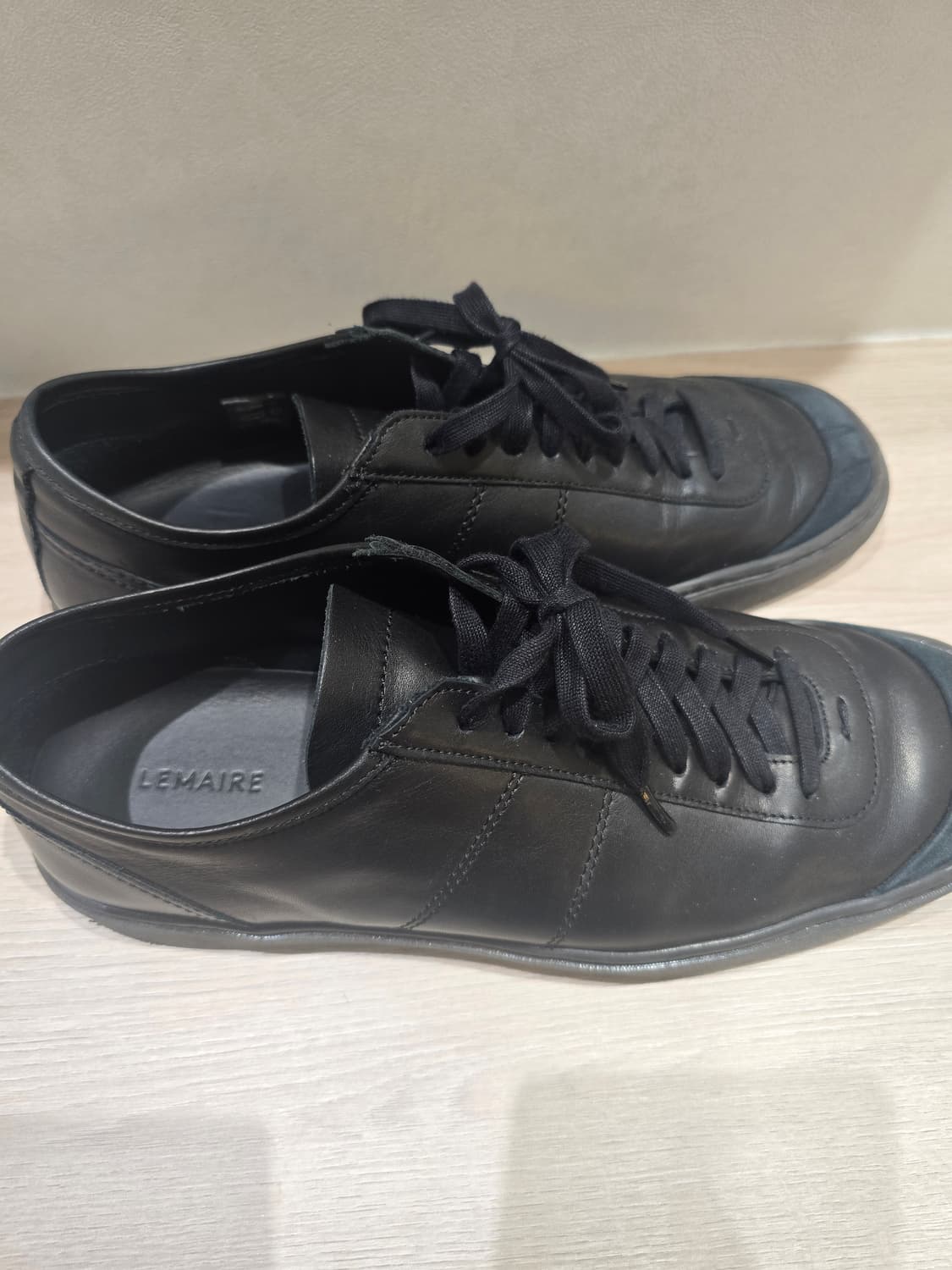 르메르 리놀륨 스니커즈 42 상품이미지2