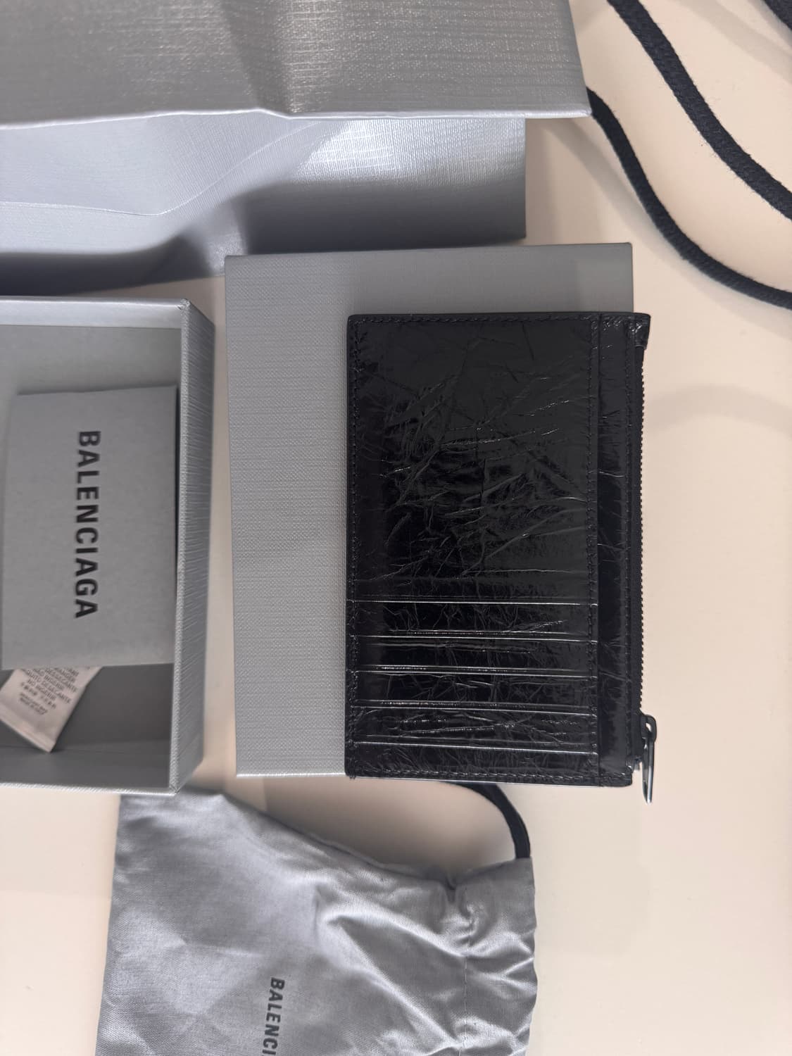 발렌시아가 크러쉬 롱 코인 카드홀더 상품이미지2