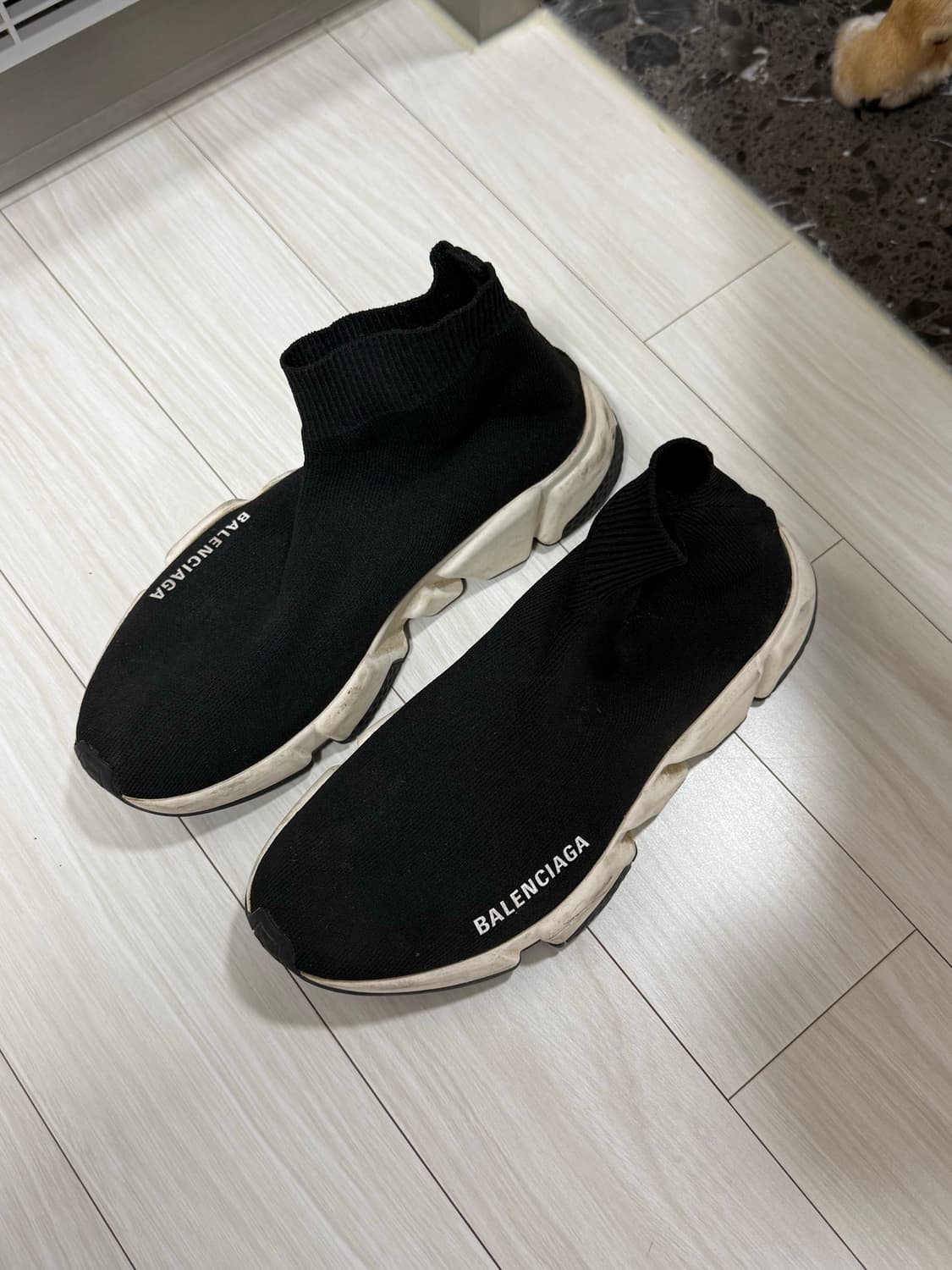 발렌시아가 스피드러너 상품이미지1