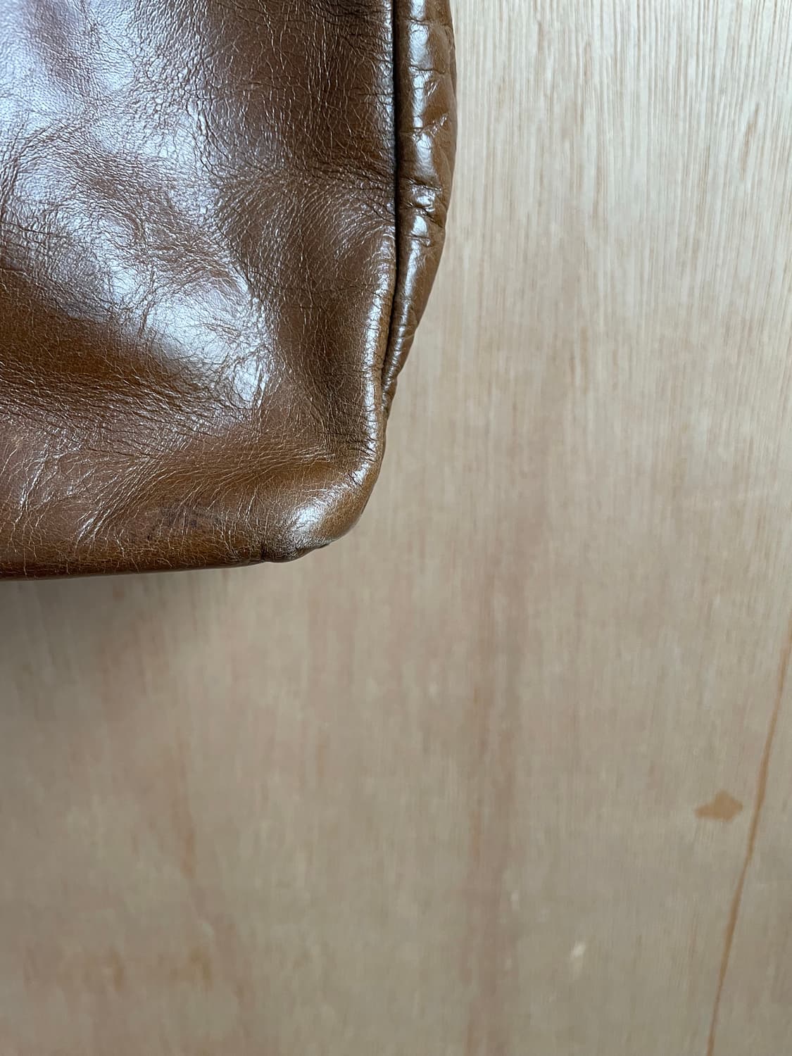 이세이미야케 레더 숄더백 상품이미지6