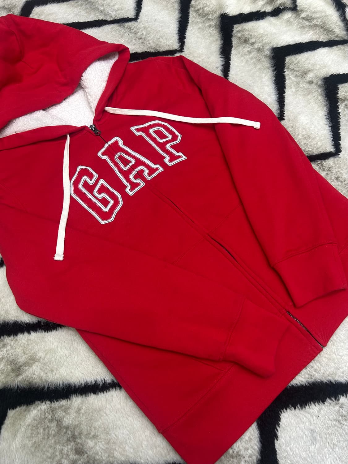 [M]GAP 빅로고 쉐르파 후드집업/레드 상품이미지2