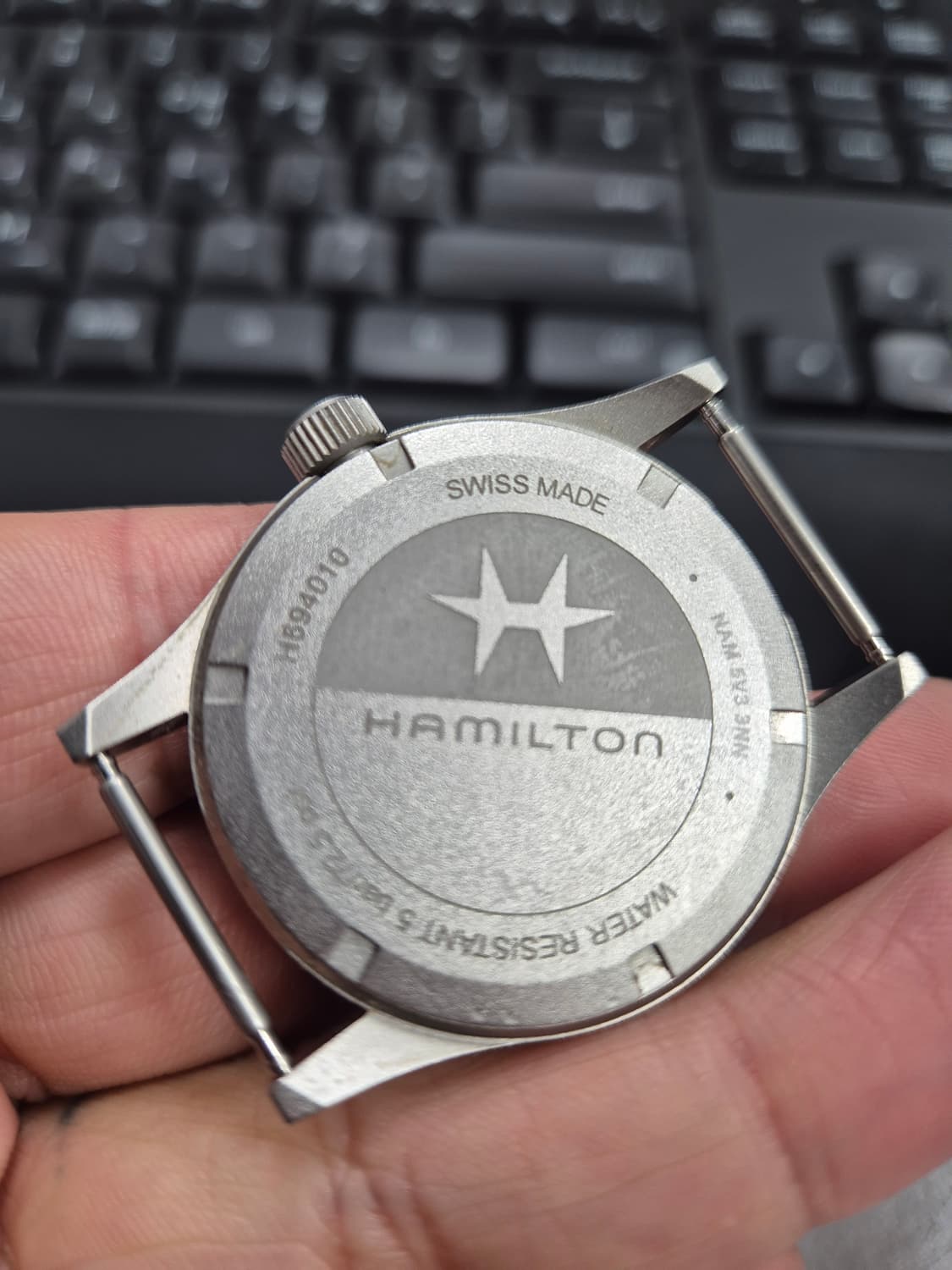 해밀턴 카키필드 쿼츠 38mm 블랙 다이얼 H69401930  상품이미지4