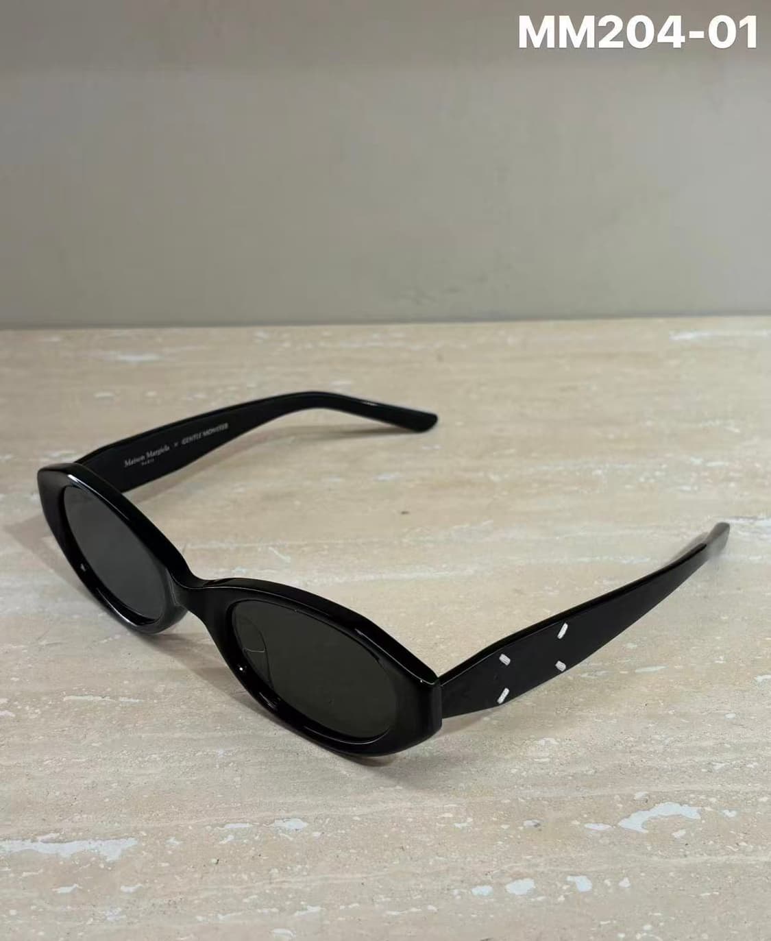 젠틀 몬스터 x 메종 마르지엘라 MM204 블랙 그레이 상품이미지1