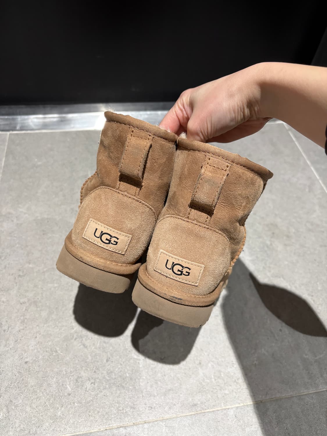 어그 ugg 클래식미니 체스트넛 240 상품이미지5