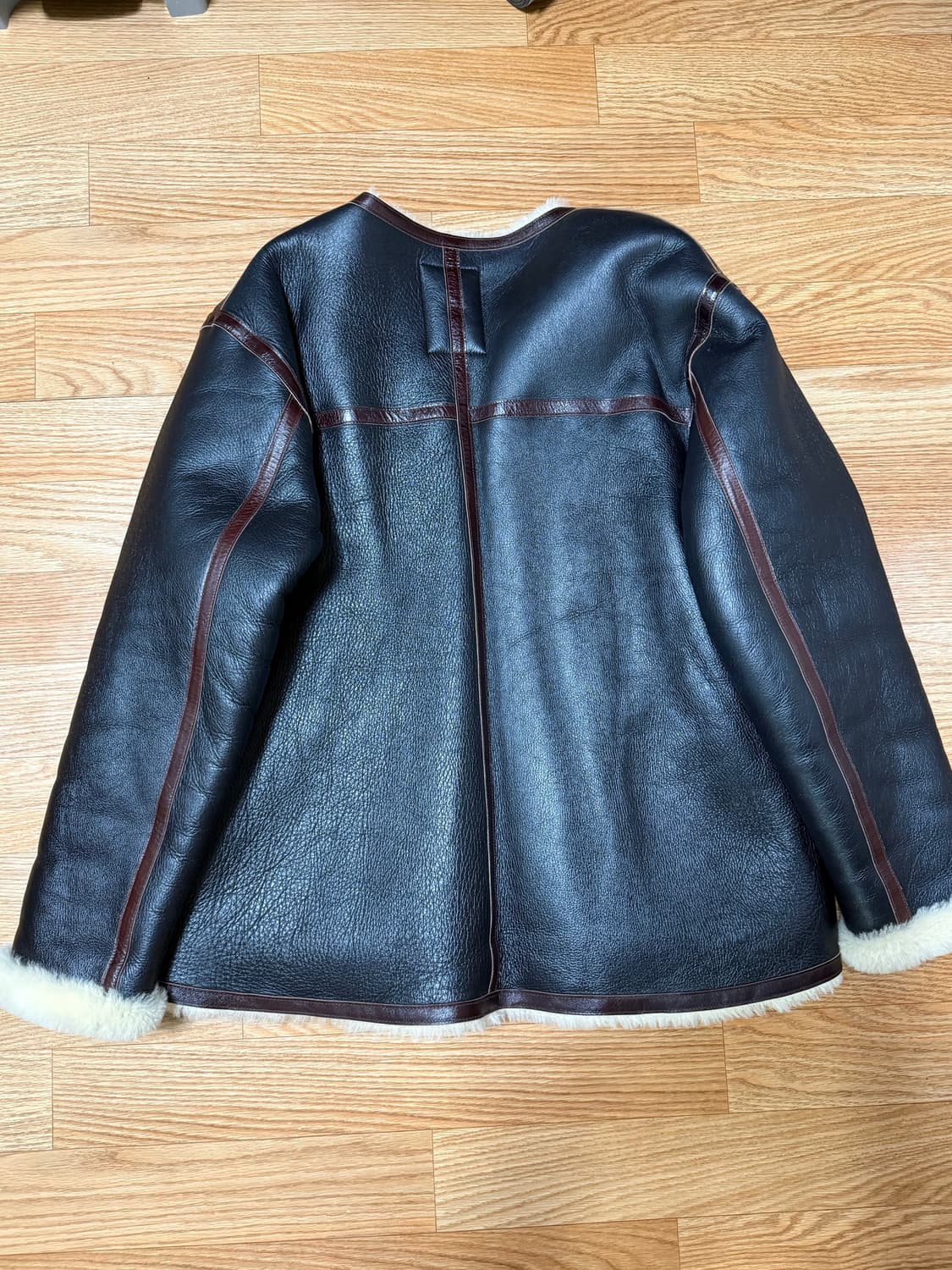 [2] 블라인드파일즈 무스탕 무통 팝니다! 상품이미지2