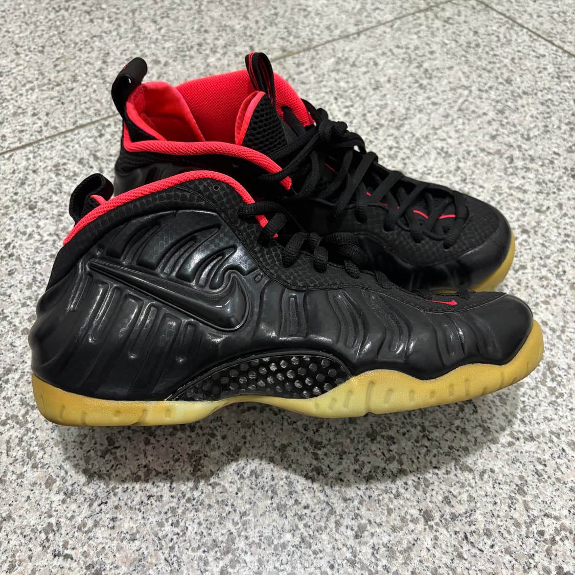 나이키 에어 폼포짓 프로 이지 상품이미지2