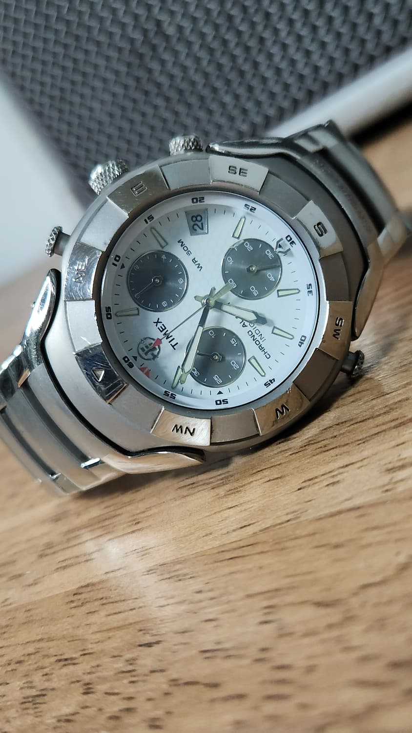 # Timex 타이맥스 익스페디션 인디글로 크로노그래프 시계 급처 상품이미지1