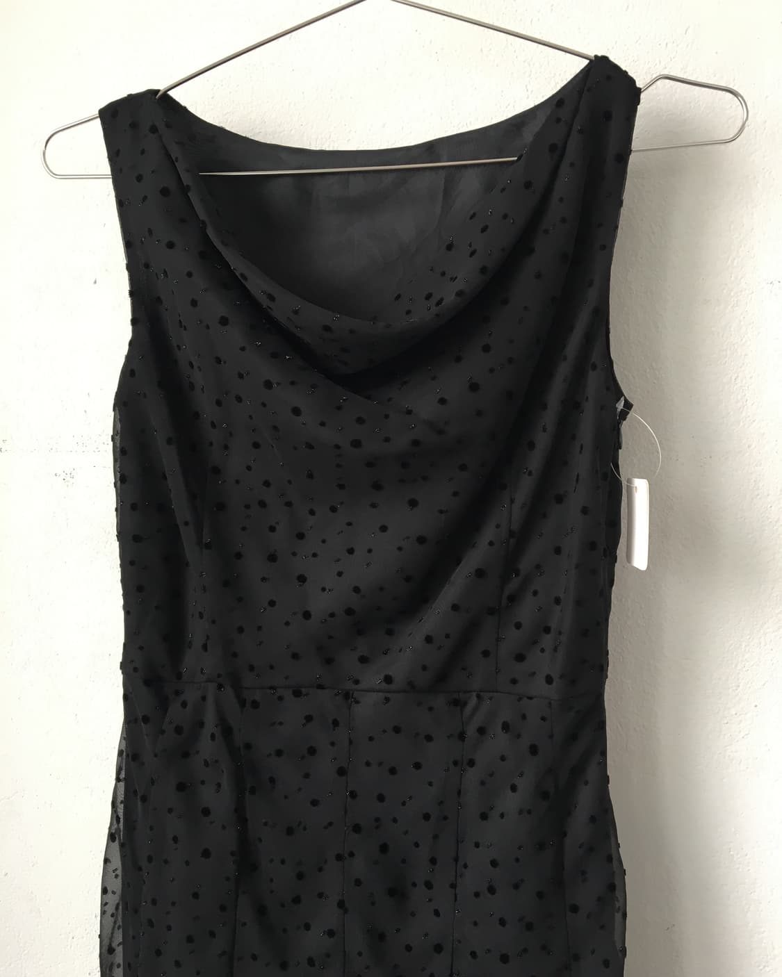 dot pattern drape point sleeveless onepi 상품이미지4