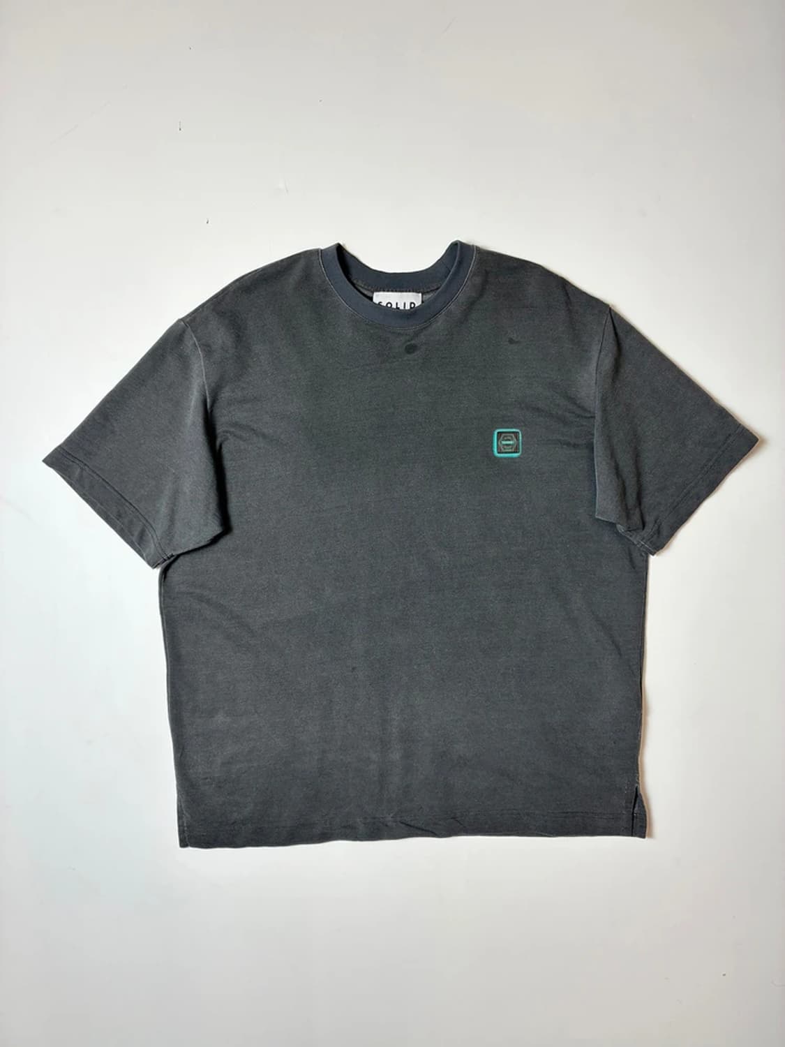 솔리드옴므 20SS 버터플라이 그래픽 반팔 티셔츠 PN9614 상품이미지3