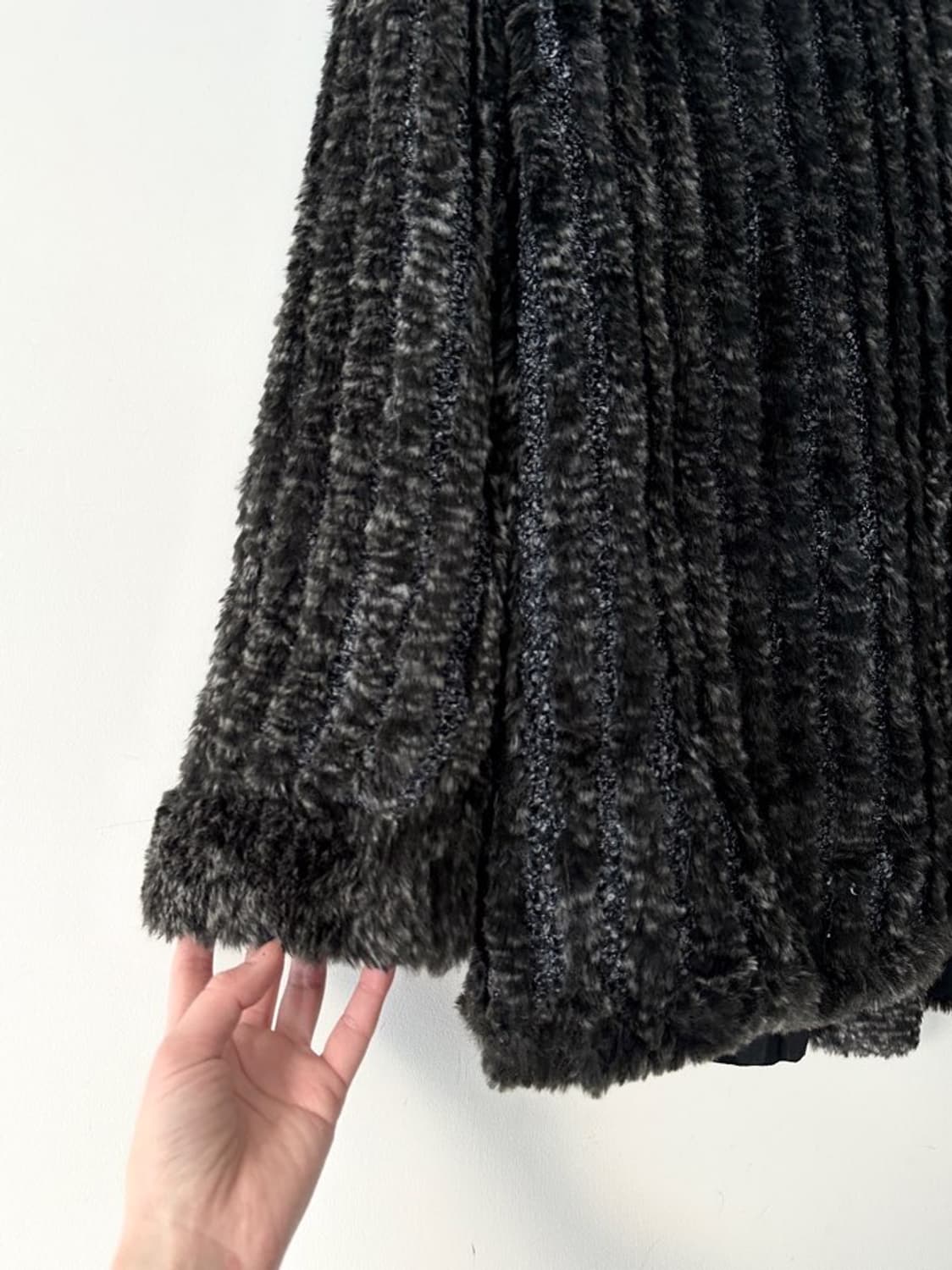 Pannel detail fur jacket / charcoal 상품이미지3