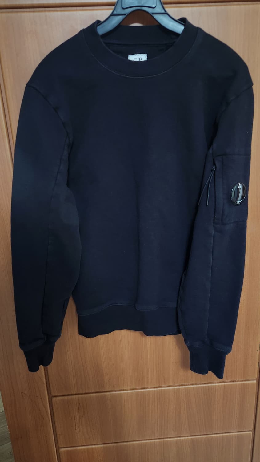 cp컴퍼니 맨투맨 상품이미지1