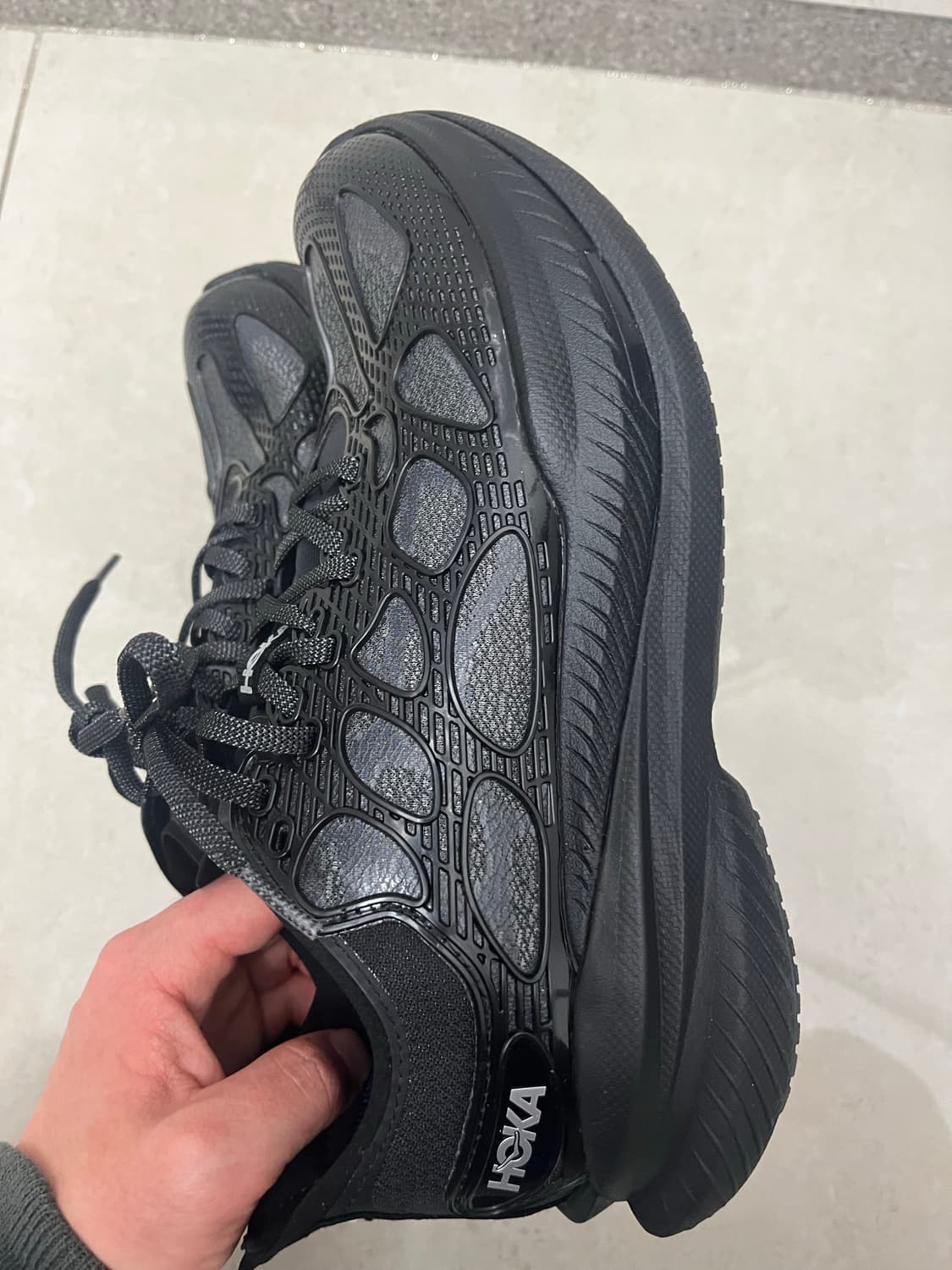 호카x케이지드 마하 uk9 상품이미지3