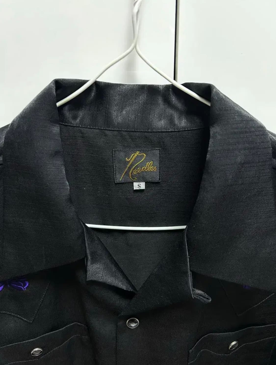 니들스 숏슬리브 카우보이 원업 폴리 슬럽 사틴 셔츠 블랙 상품이미지4