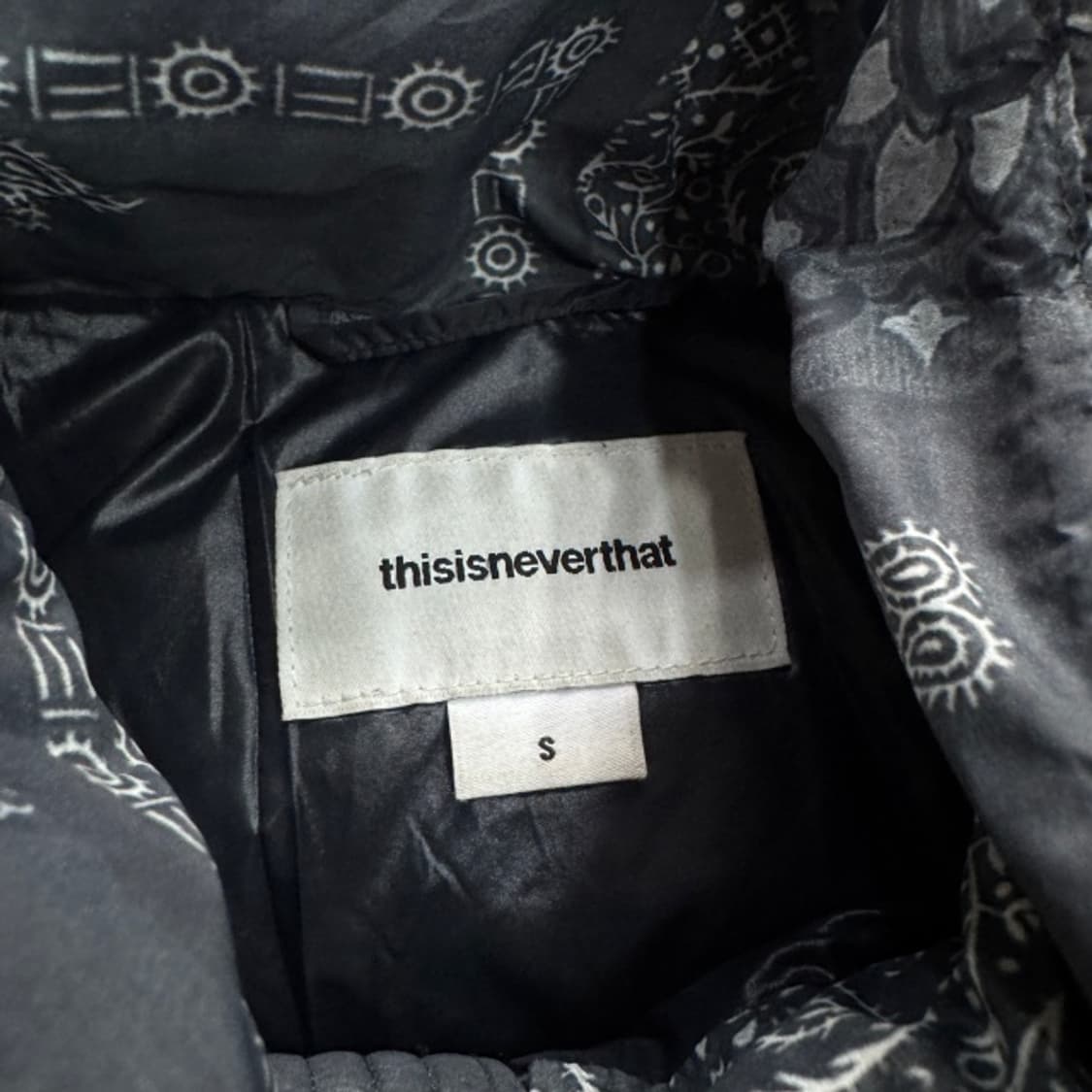 95-100 디스이즈네버댓 반다나 퍼텍스 패딩 상품이미지4