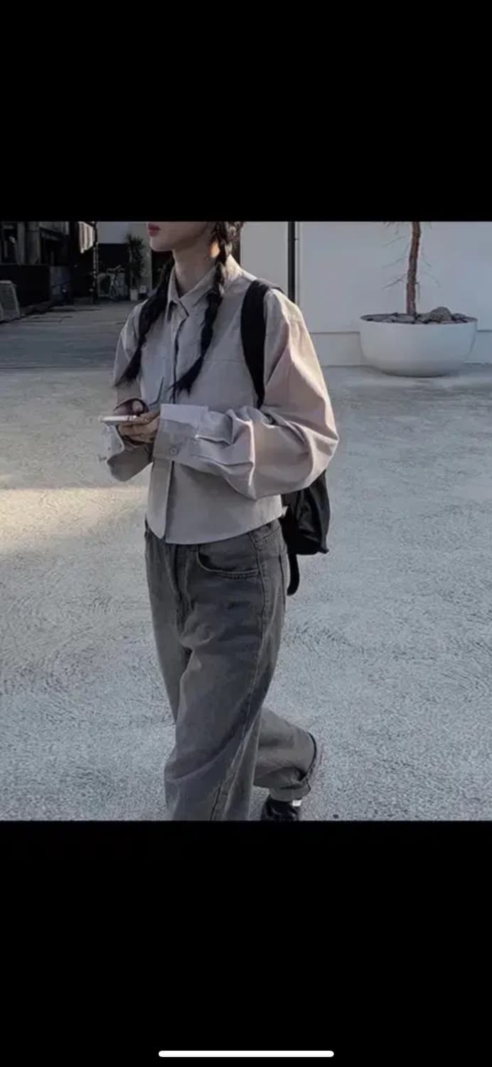 애니원모어 카즈 포켓 크롭 셔츠 연그레이 상품이미지2