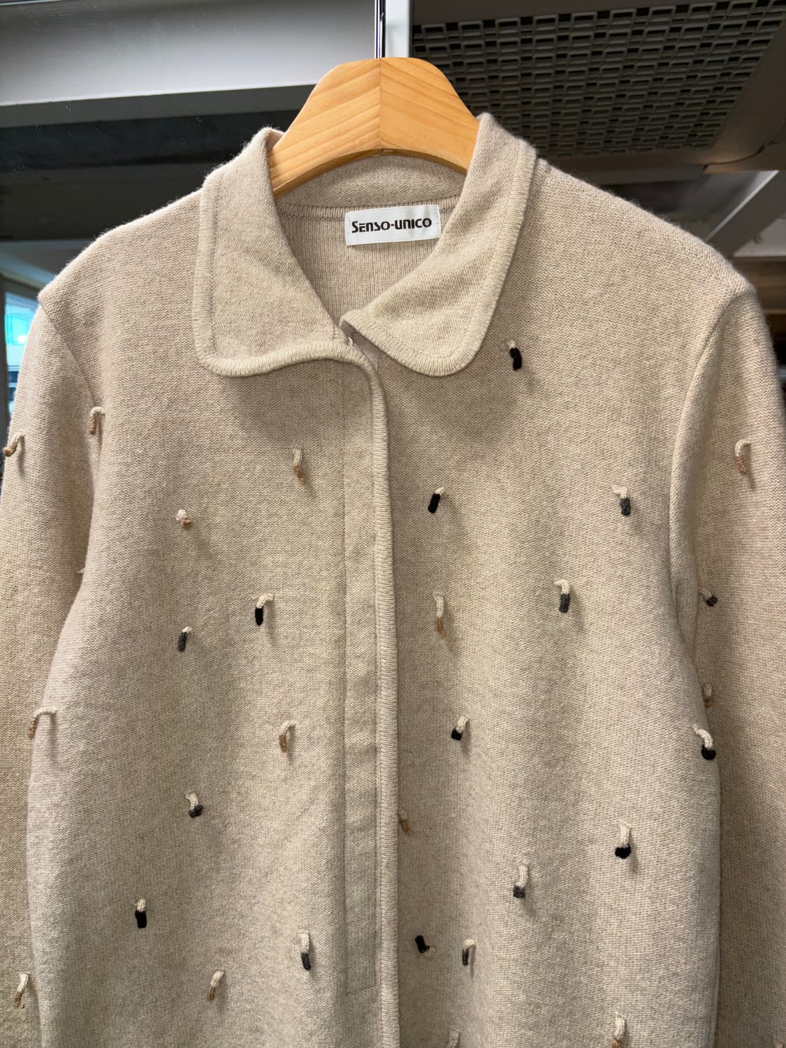 센소유니코 울 니트 자켓 상품이미지3