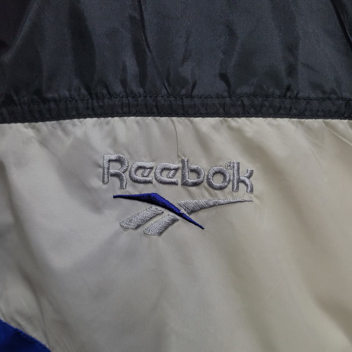 Reebok 리복 올드스쿨 90s 바람막이 집업 자켓  상품이미지6