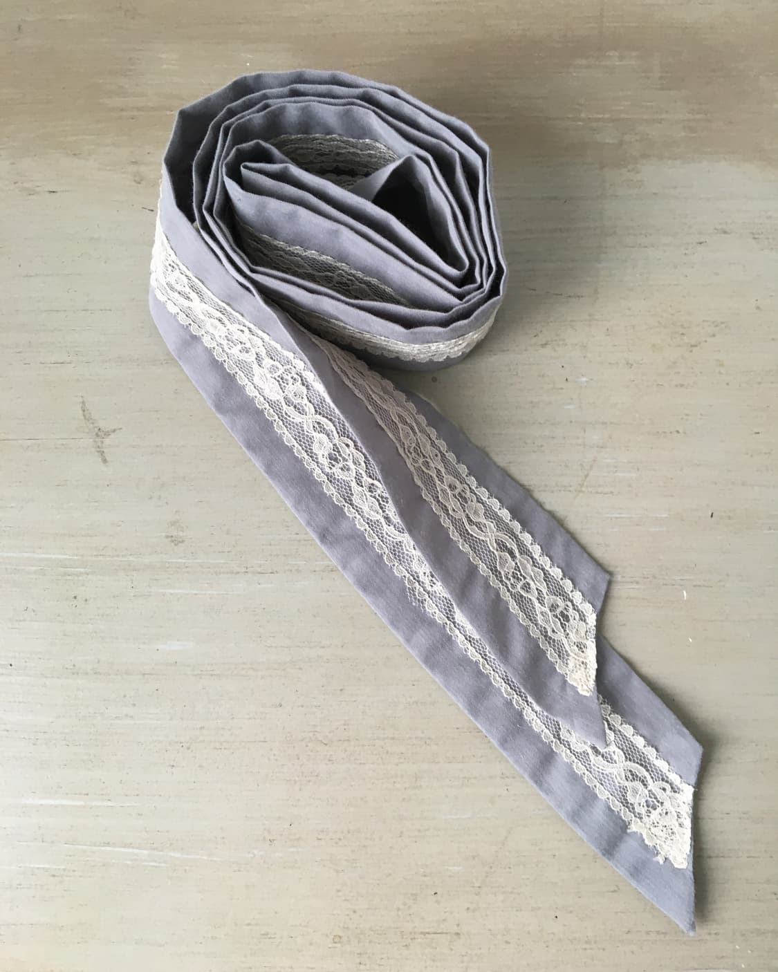  lace trimming tie 상품이미지1