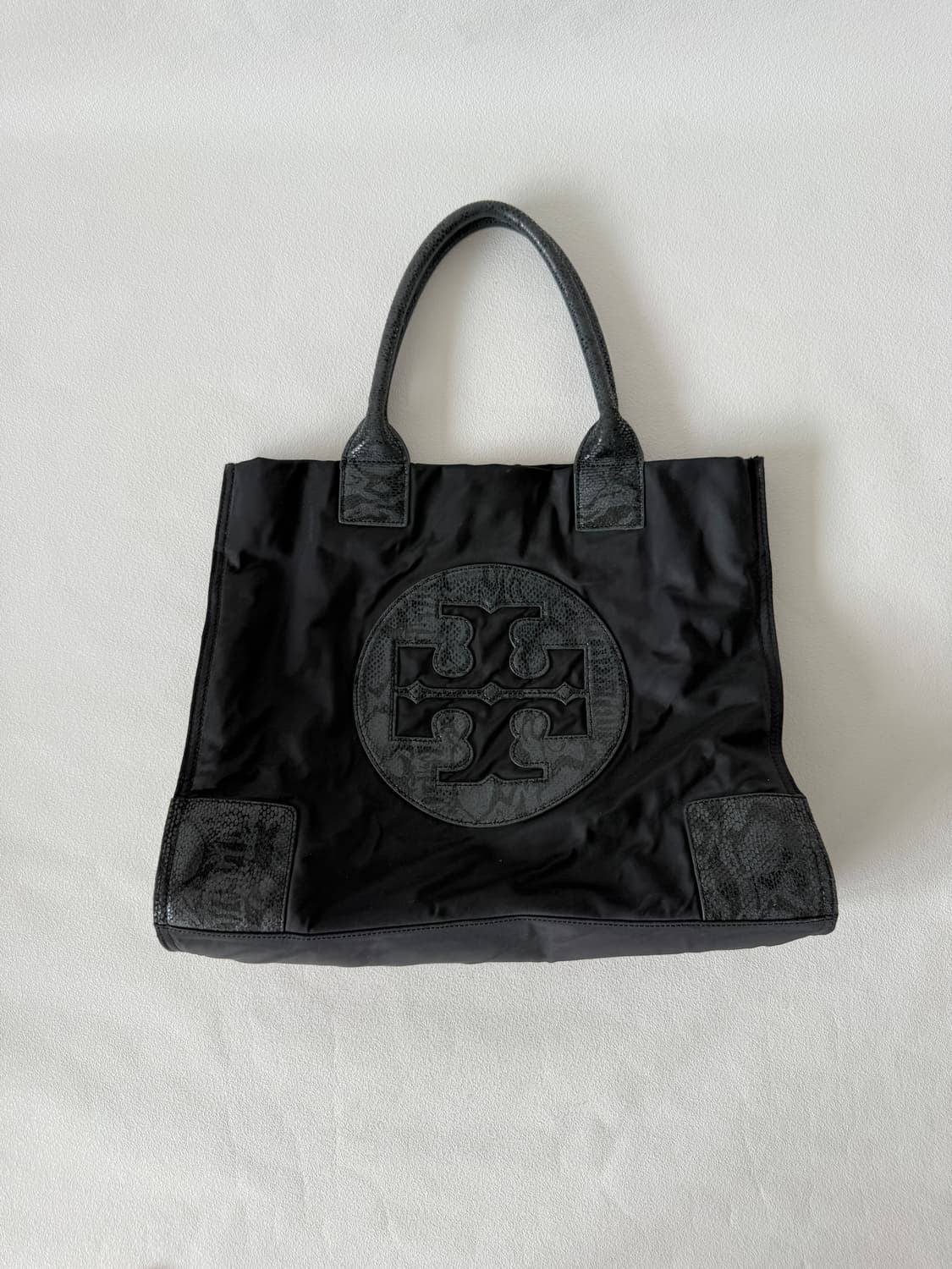 토리버치(TORYBUCH) 파이톤 토트백 상품이미지1