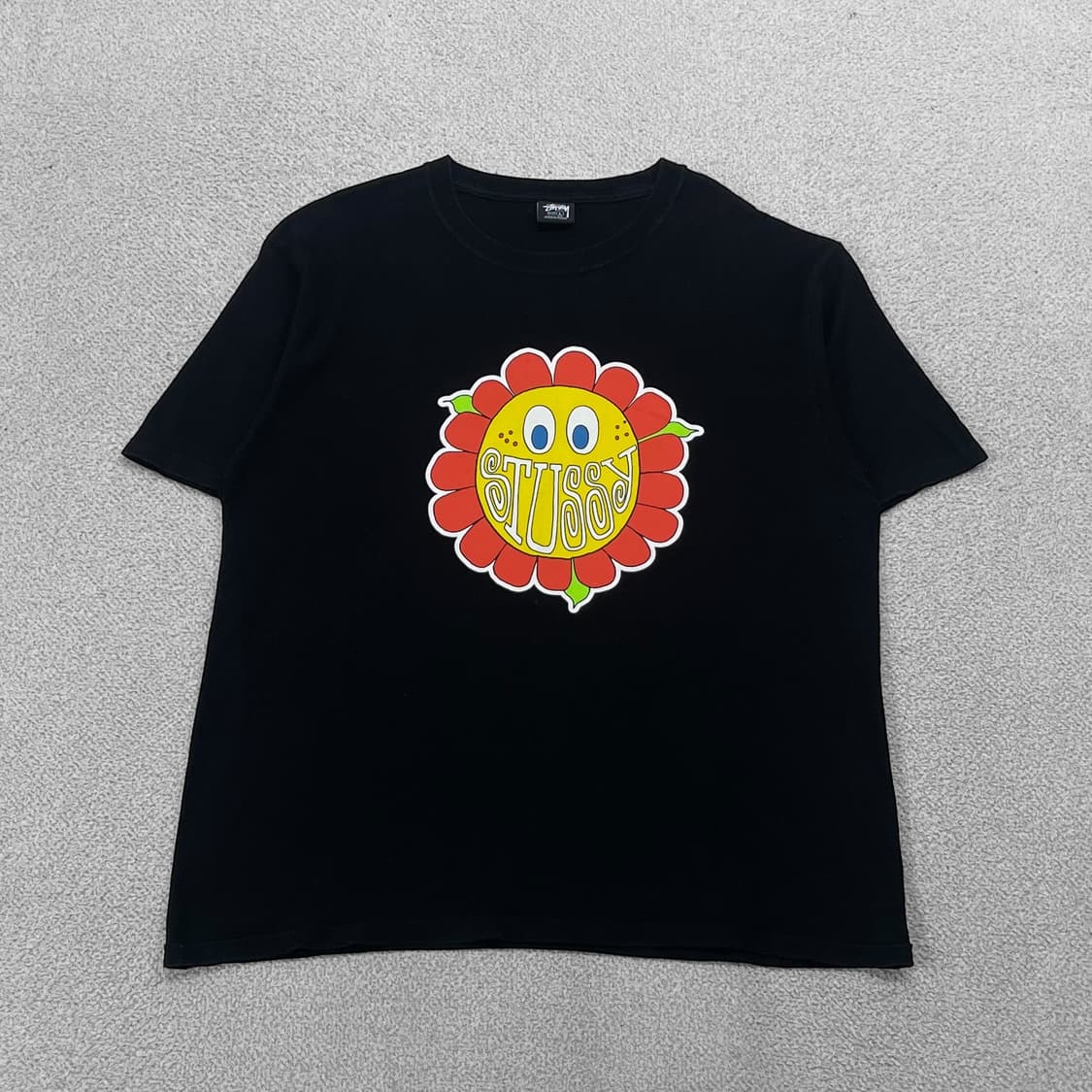 스투시 Stussy 해피 플라워 반팔티 블랙 상품이미지1