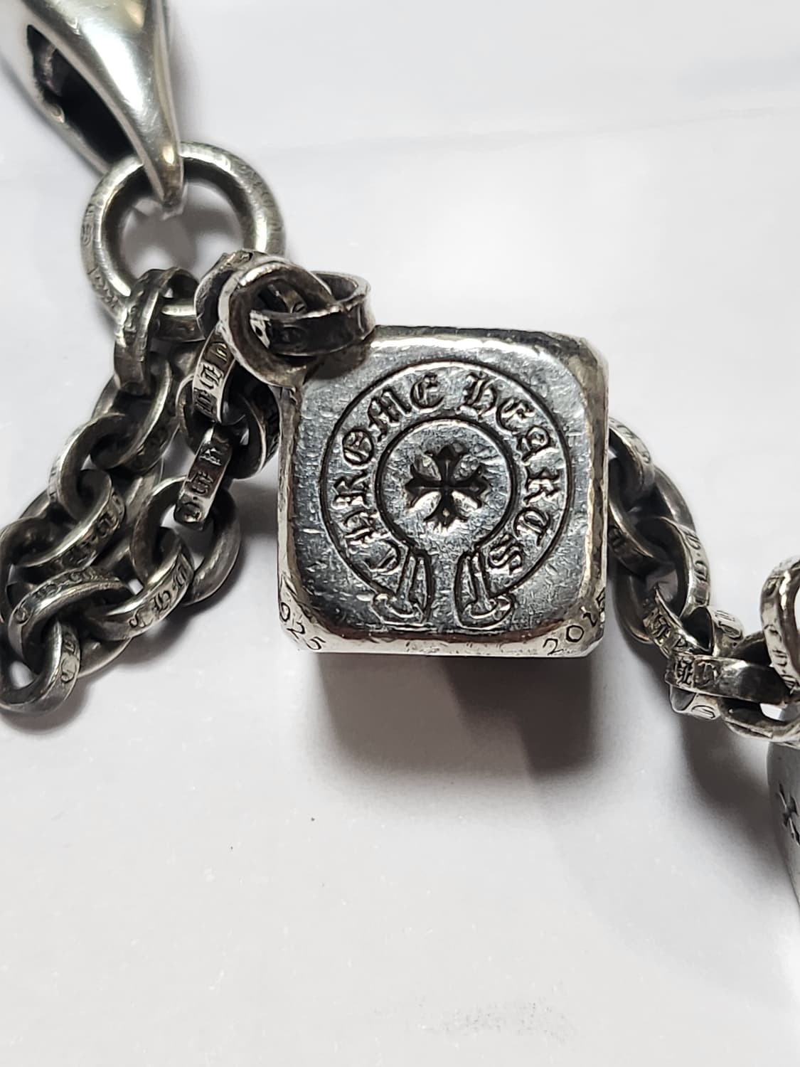 크롬하츠 더블 다이스 키링 상품이미지4