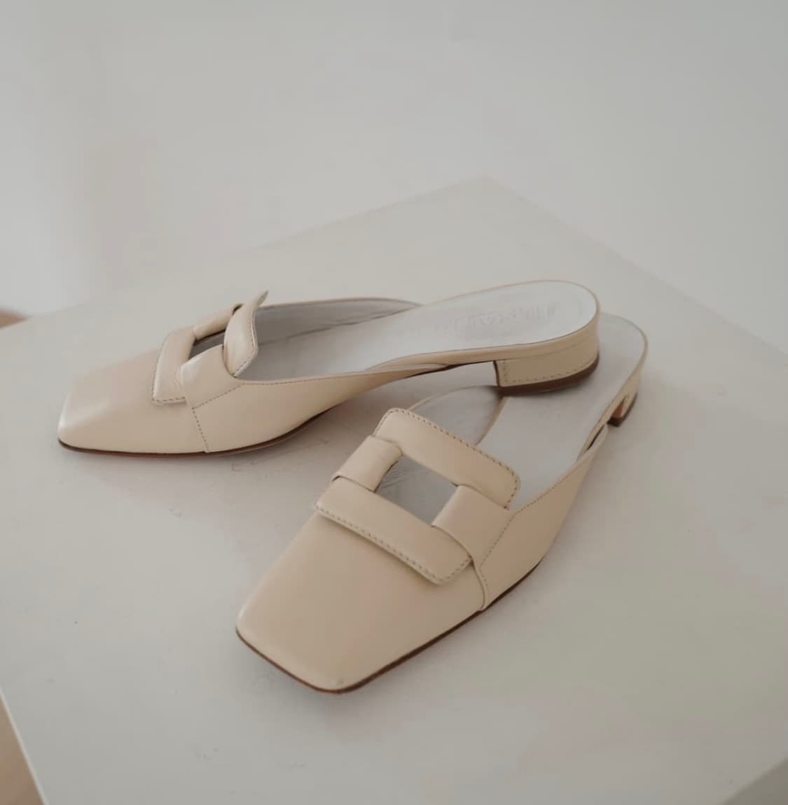 질샌더 뮬 슬리퍼 상품이미지1