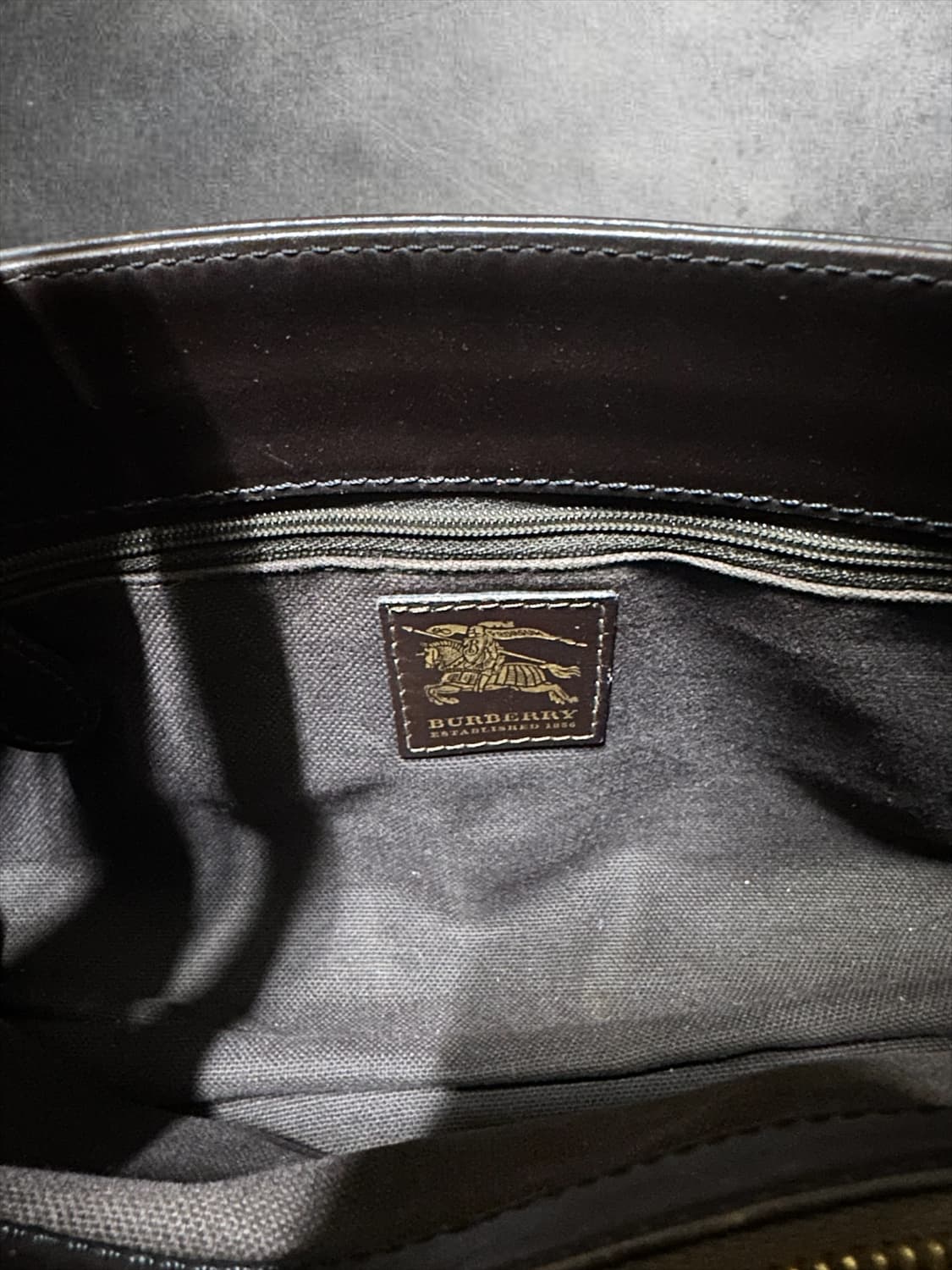 [Burberry] buckled tote bag 상품이미지4