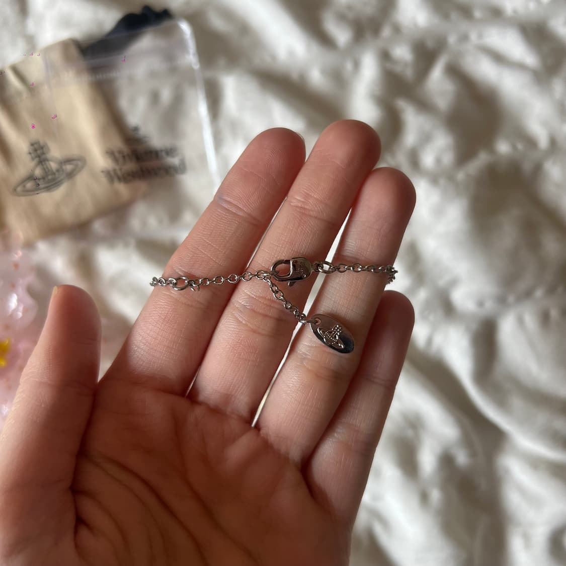 비비안웨스트우드 루실 펜던트 네크리스 상품이미지8